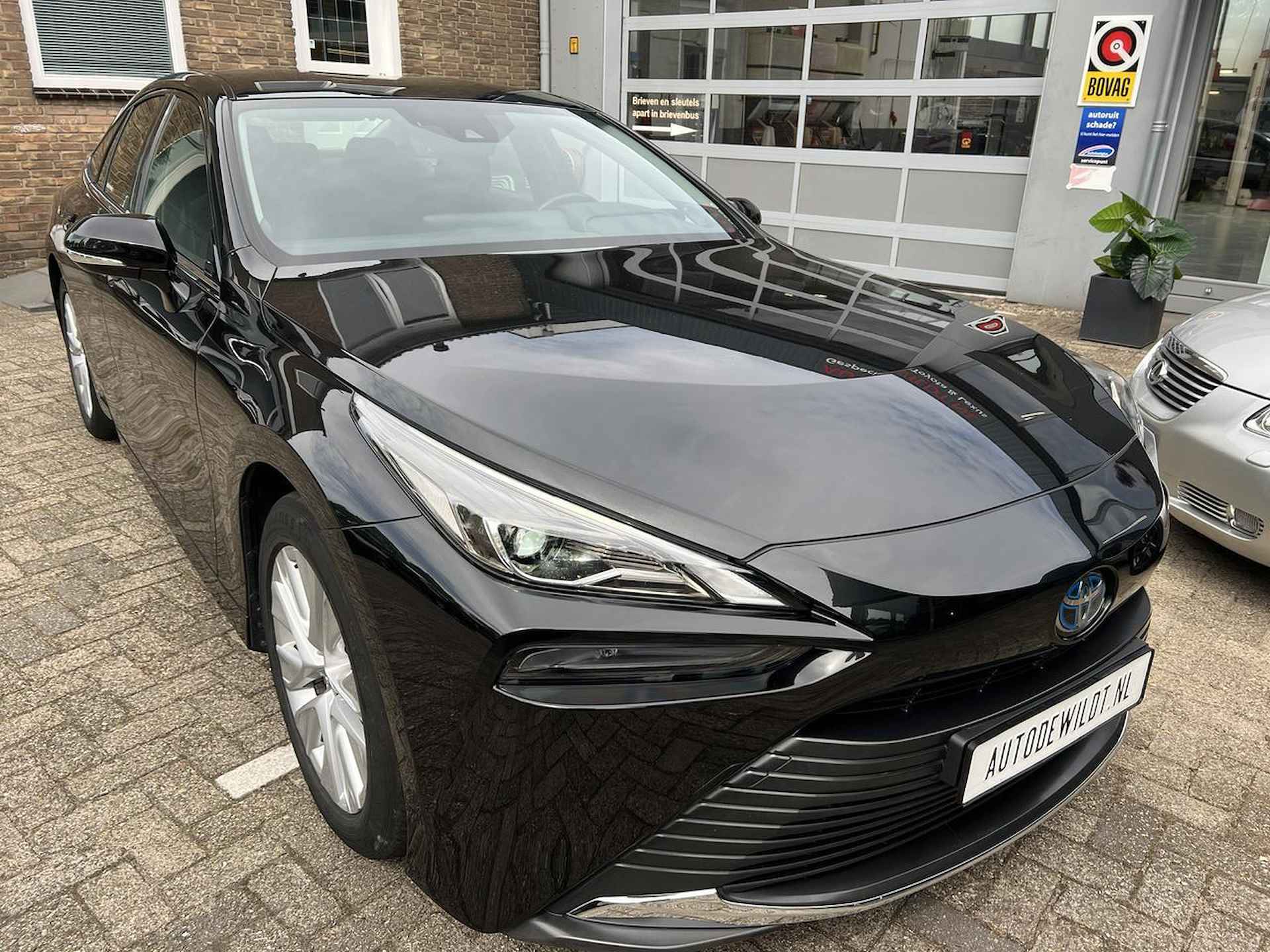 Toyota Mirai DYNAMIC A/T + FABRIEKSGARANTIE - 3/33