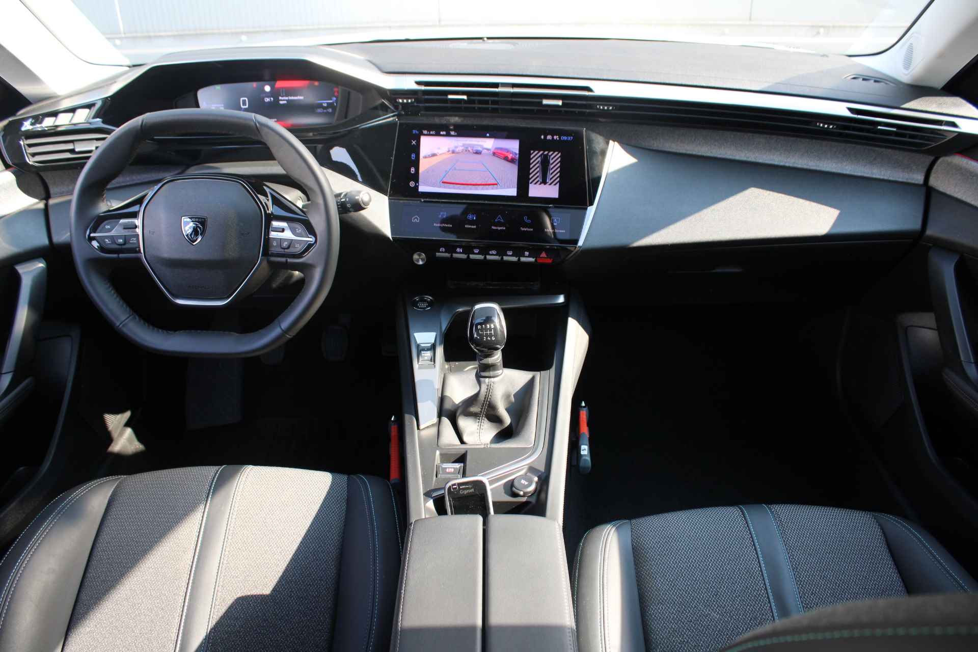 Peugeot 308 SW 1.2 Turbo 130-PK Allure PARKEER CAMERA | NAVI | CARPLAY | FULL LED | - 17/31