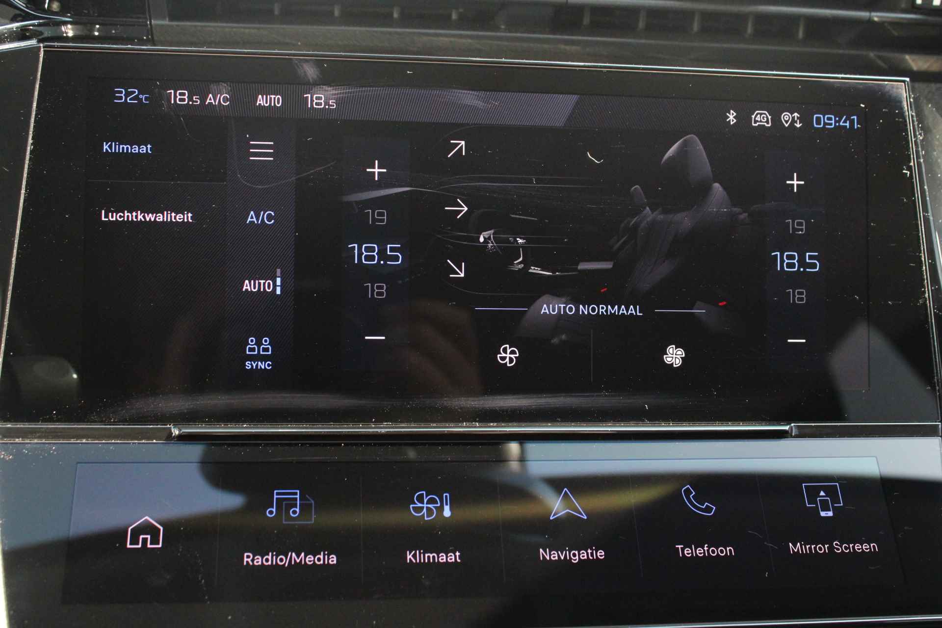 Peugeot 308 SW 1.2 Turbo 130-PK Allure PARKEER CAMERA | NAVI | CARPLAY | FULL LED | - 26/31