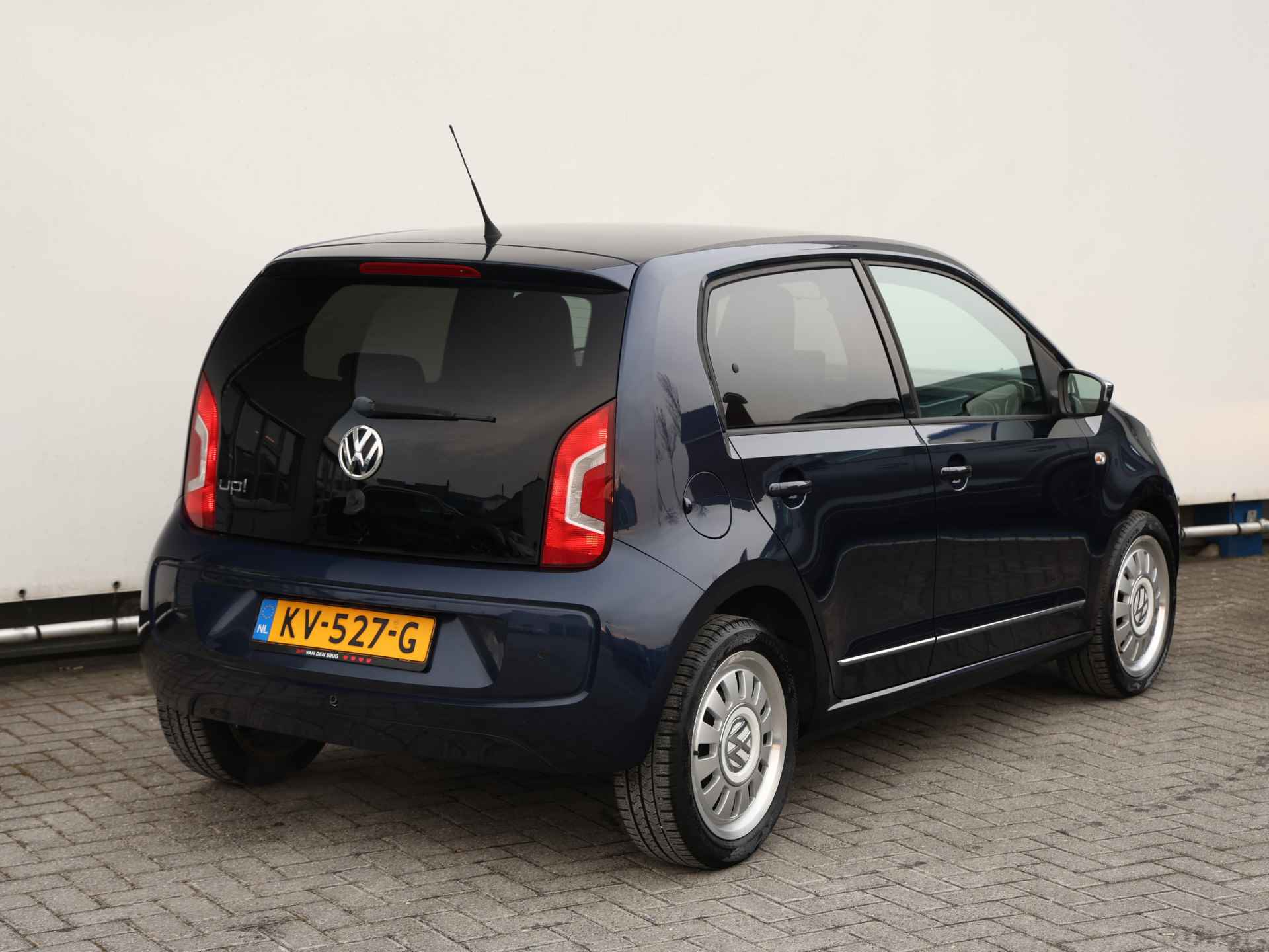 Volkswagen up! 1.0 high up! 75PK I Airco I Cruise control I Stoelverwarming I Parkeersensoren - 5/30