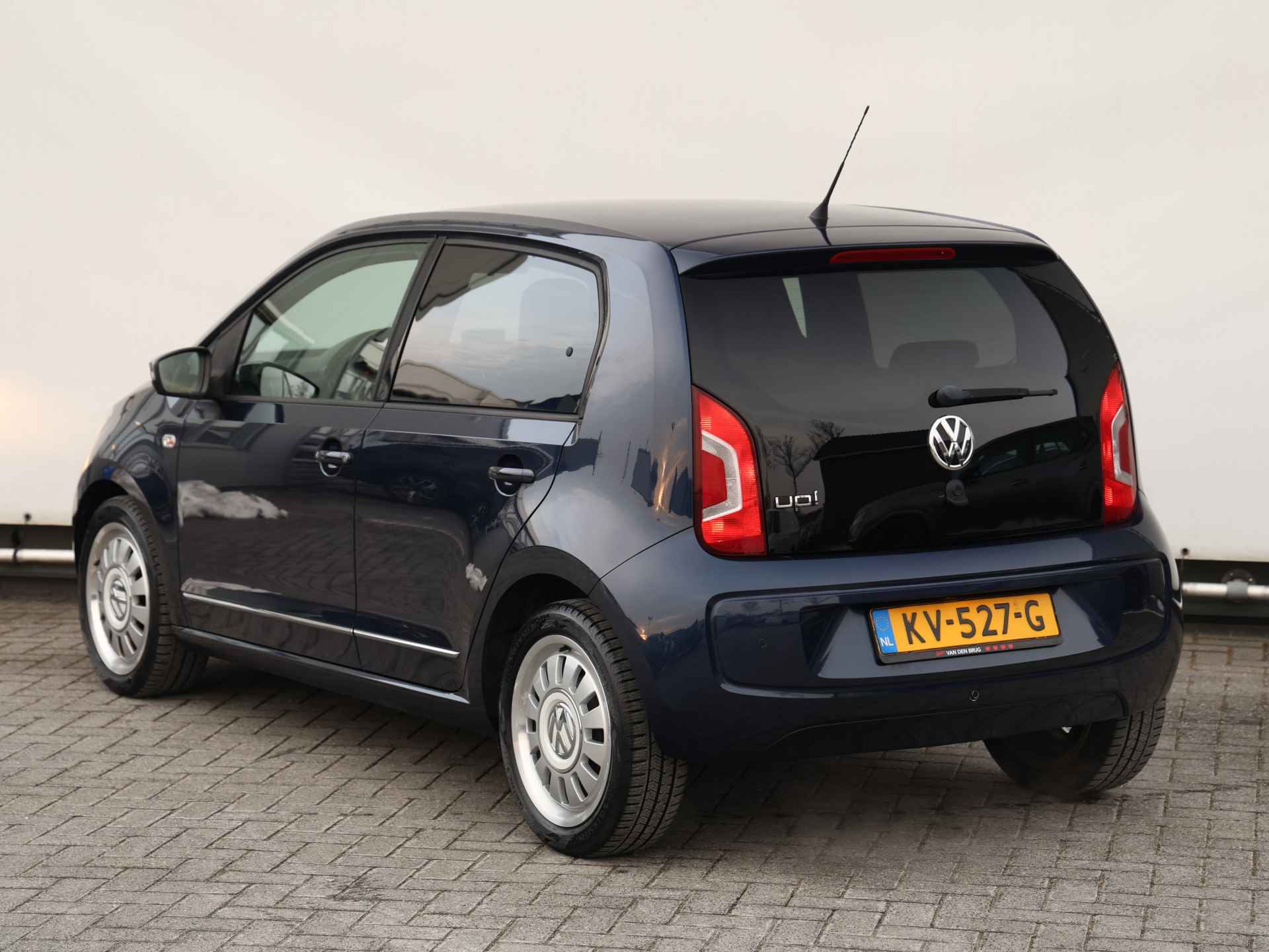 Volkswagen up! 1.0 high up! 75PK I Airco I Cruise control I Stoelverwarming I Parkeersensoren - 13/30