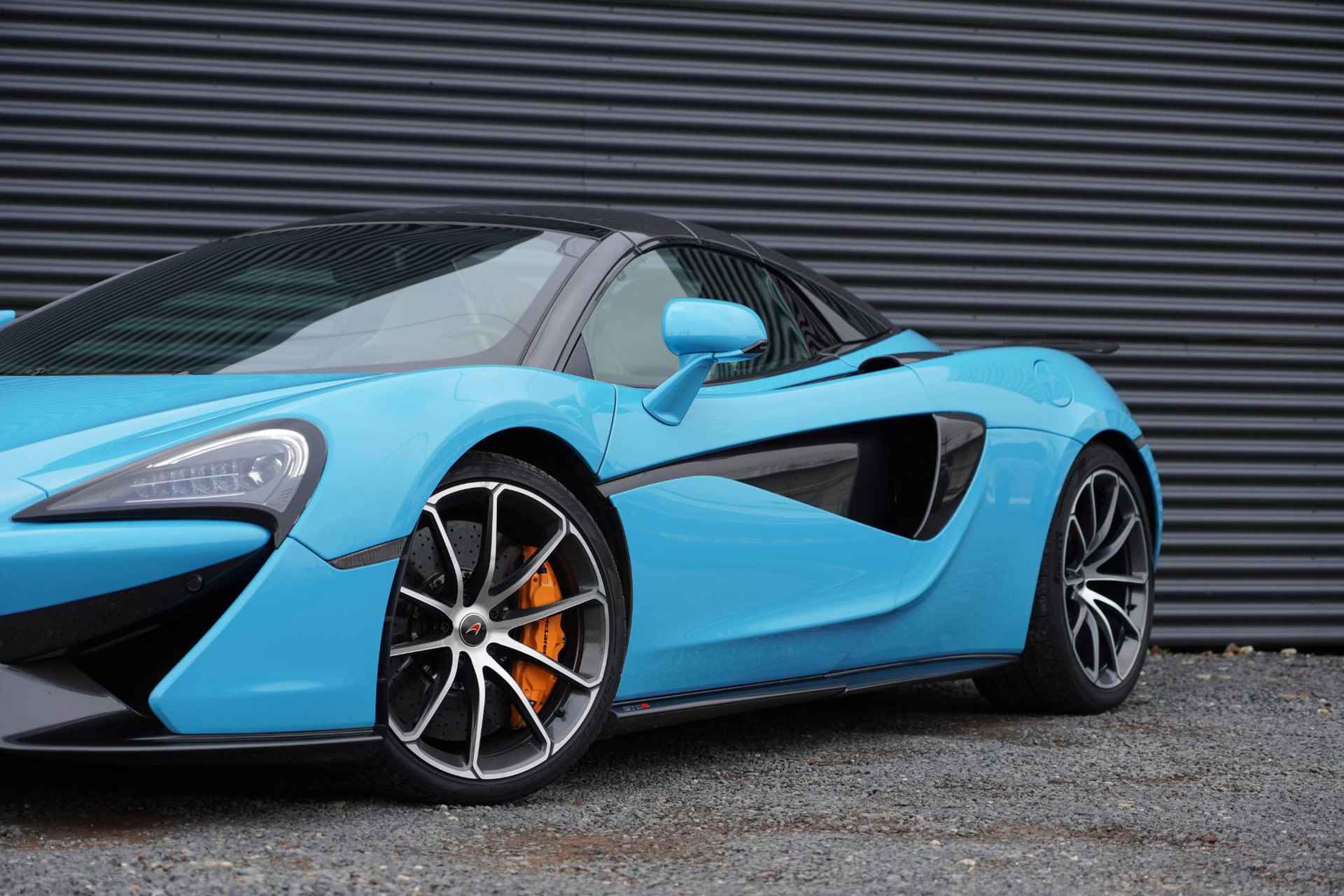 McLaren 570S Spider / Curacao Blauw / MSO / NL Auto / 1e Eigenaar - 60/78