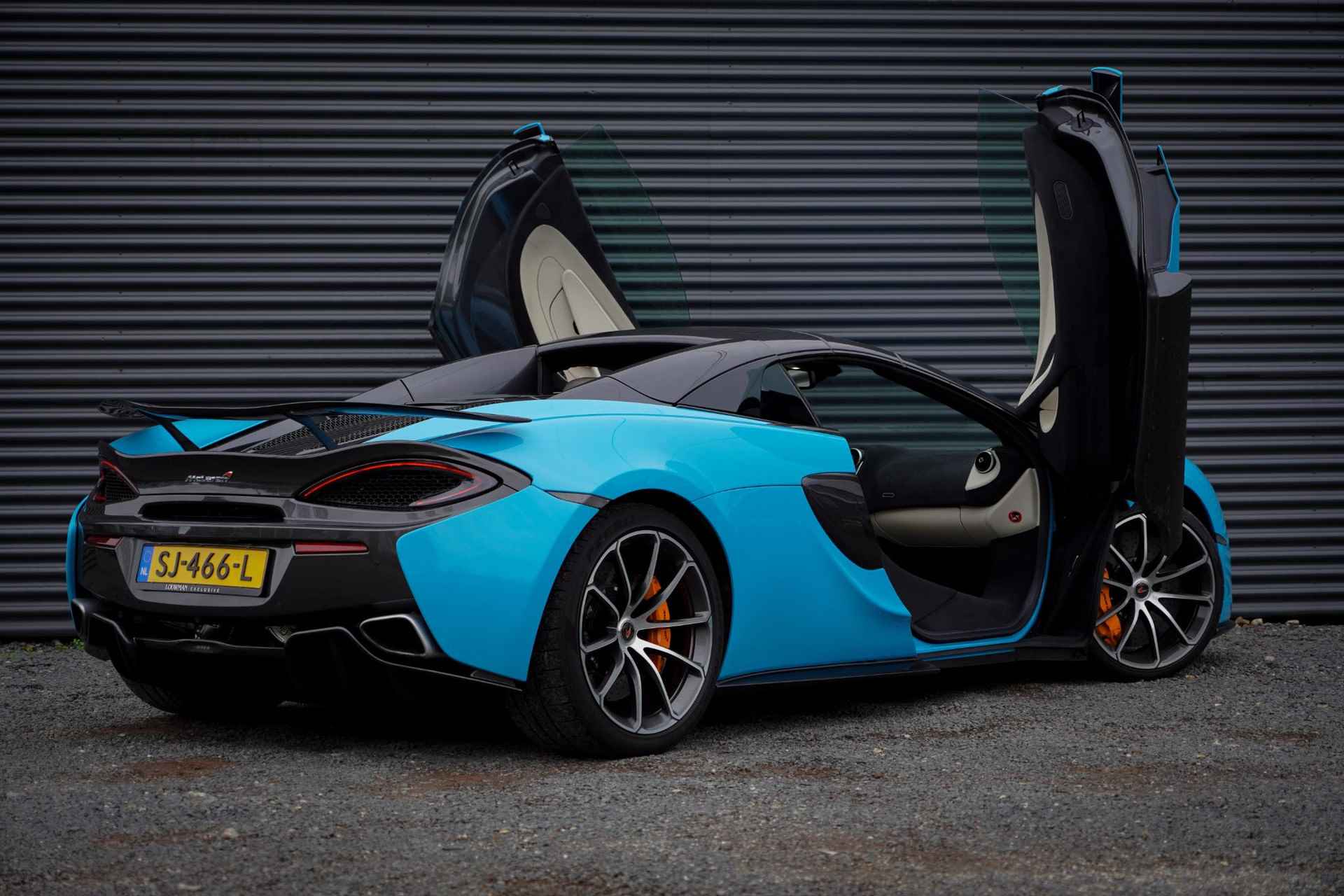 McLaren 570S Spider / Curacao Blauw / MSO / NL Auto / 1e Eigenaar - 65/78