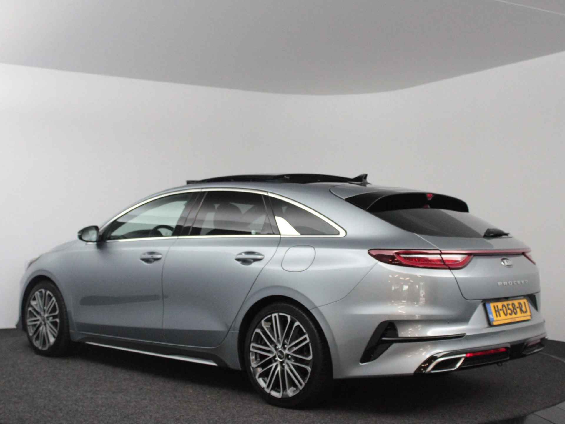 Kia ProCeed 1.4 T-GDI GT-PlusLine | Panoramadak | JBL Audio | Navigatie | Keyless | - 3/62