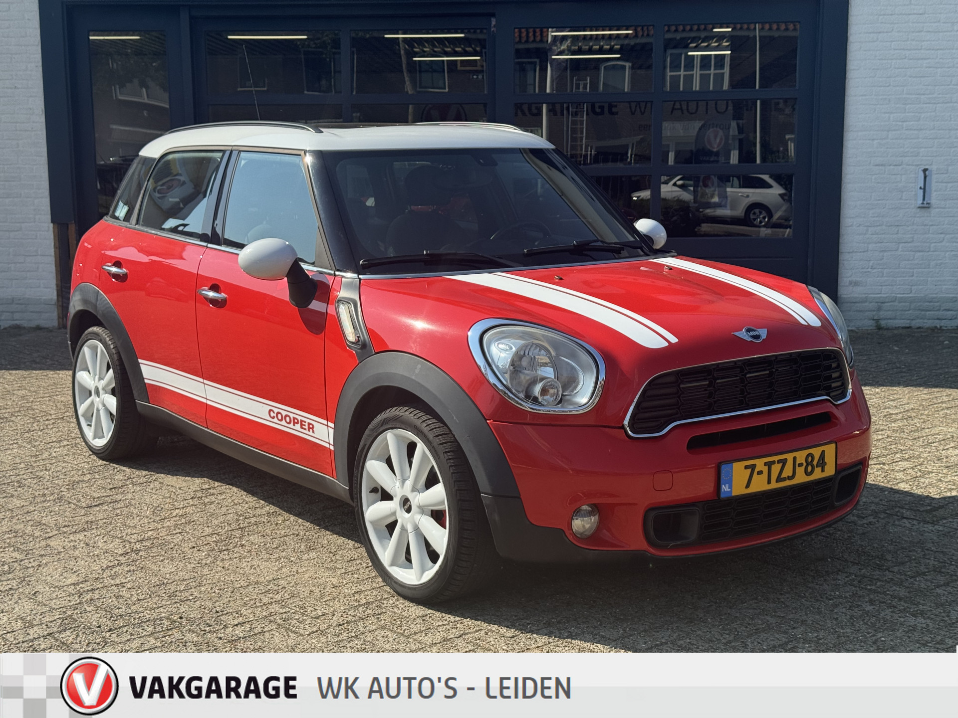 MINI Countryman 1.6 Cooper S Chili - Red Hot - schuif/kantel dak - keyless entry/start - Harman Kardon