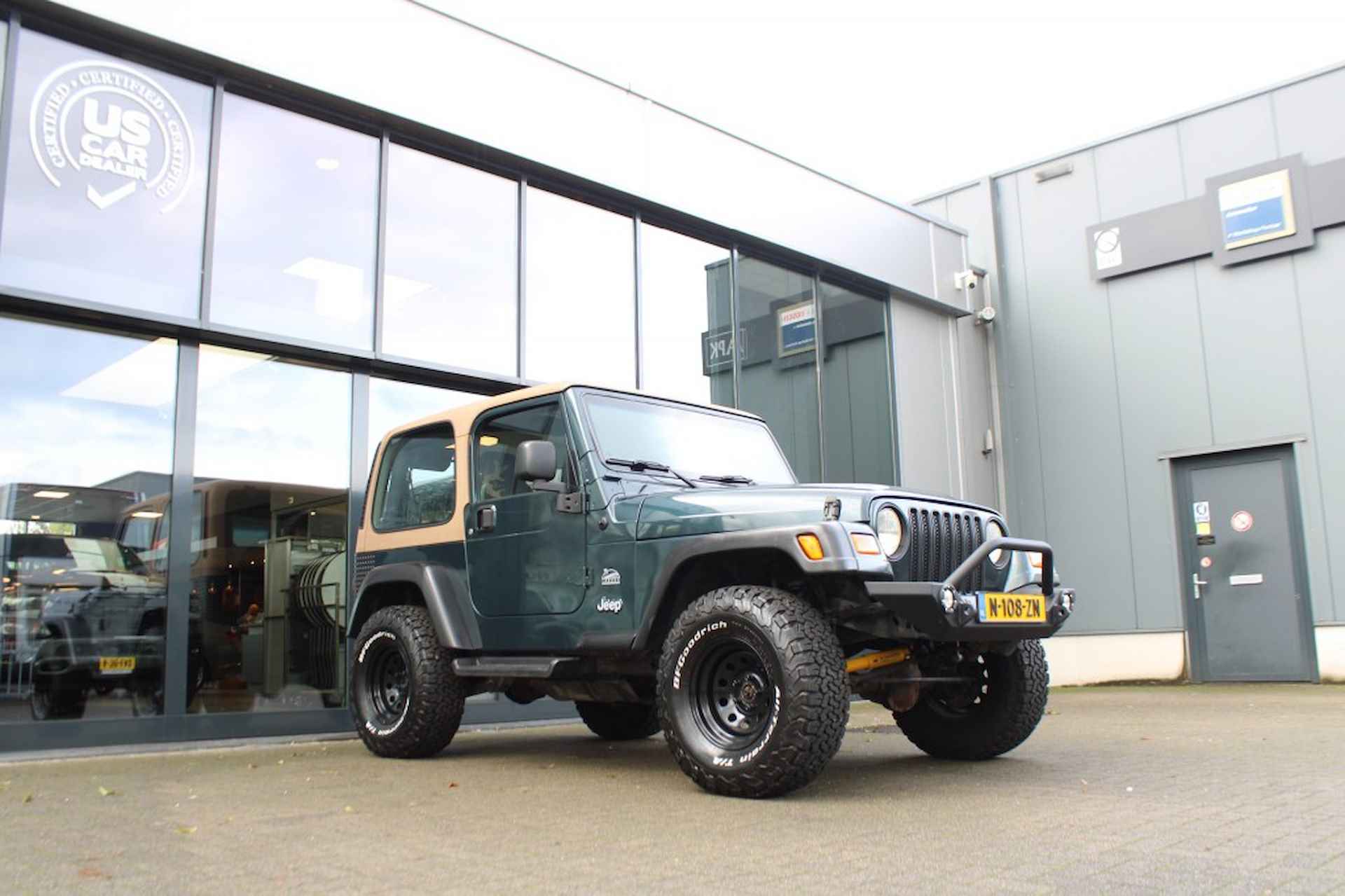 JEEP Wrangler 4.0i TJ 4x4 Aut. SAHARA / HARDTOP / OME Lift Kit - 3/32