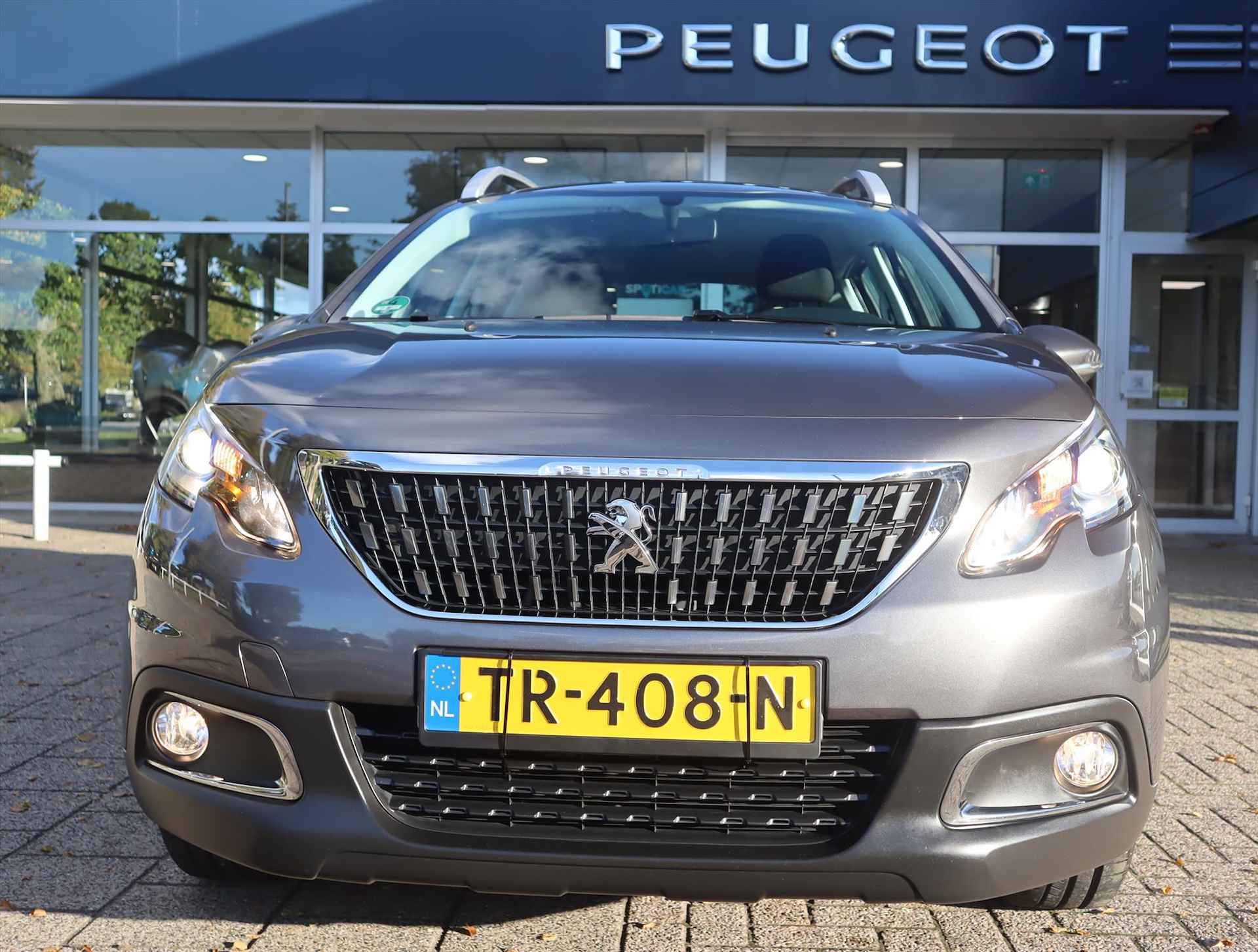 PEUGEOT 2008 SUV Blue Lion PureTech 82pk, Rijklaarprijs, Navigatie Bluetooth Sensoren - 18/56