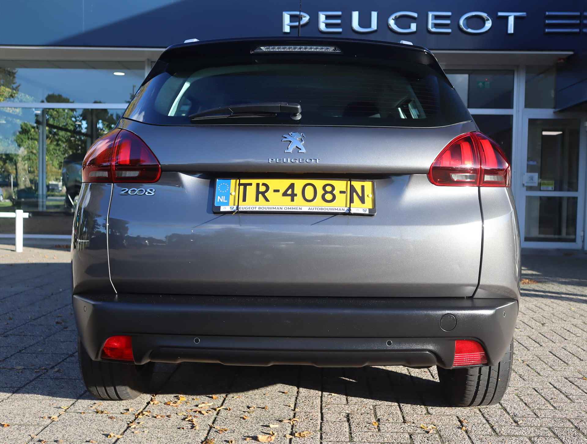 PEUGEOT 2008 SUV Blue Lion PureTech 82pk, Rijklaarprijs, Navigatie Bluetooth Sensoren - 19/56