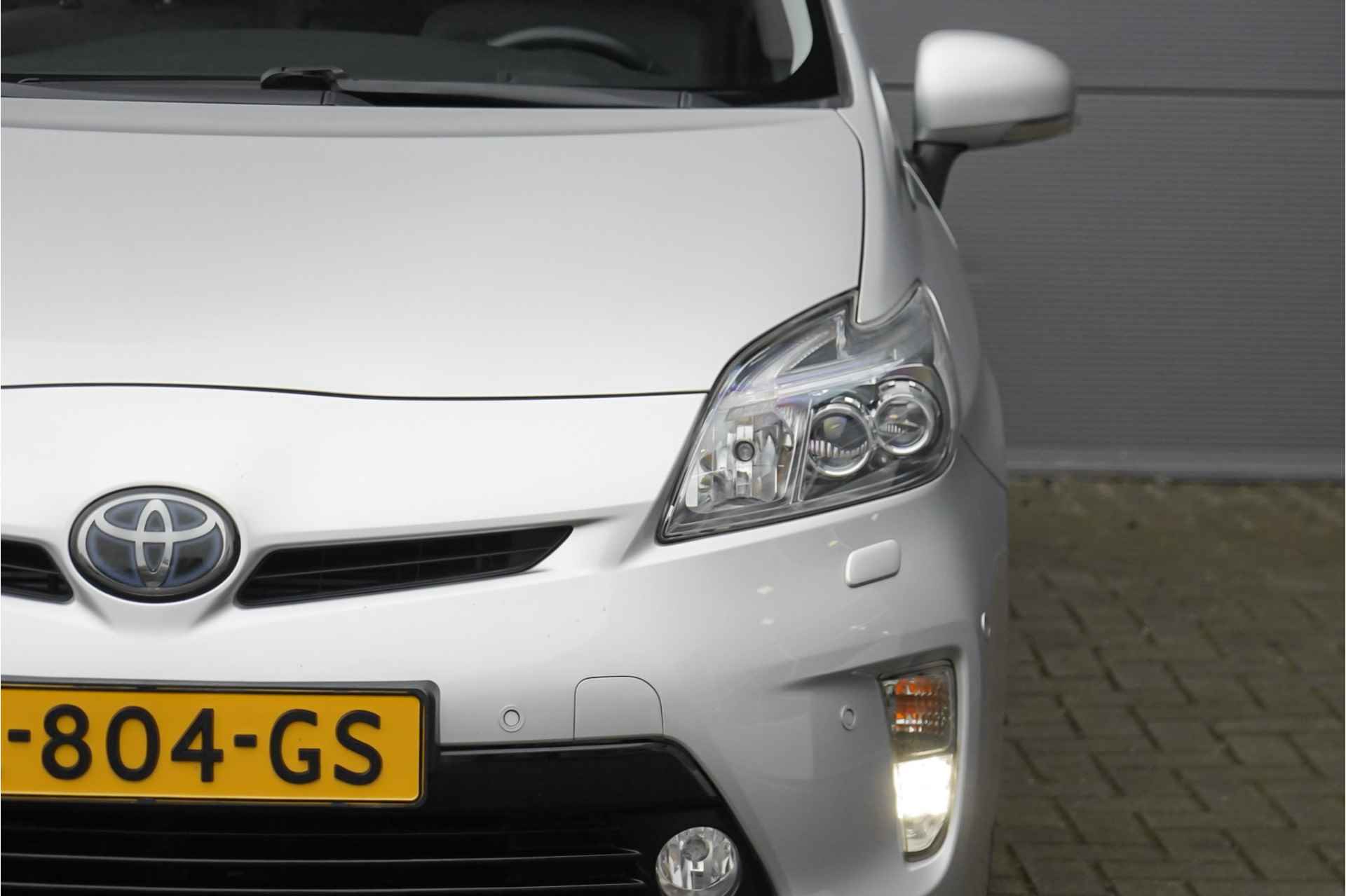 Toyota Prius 1.8 Executive Pano Leder JBL Navi Camera - 16/48