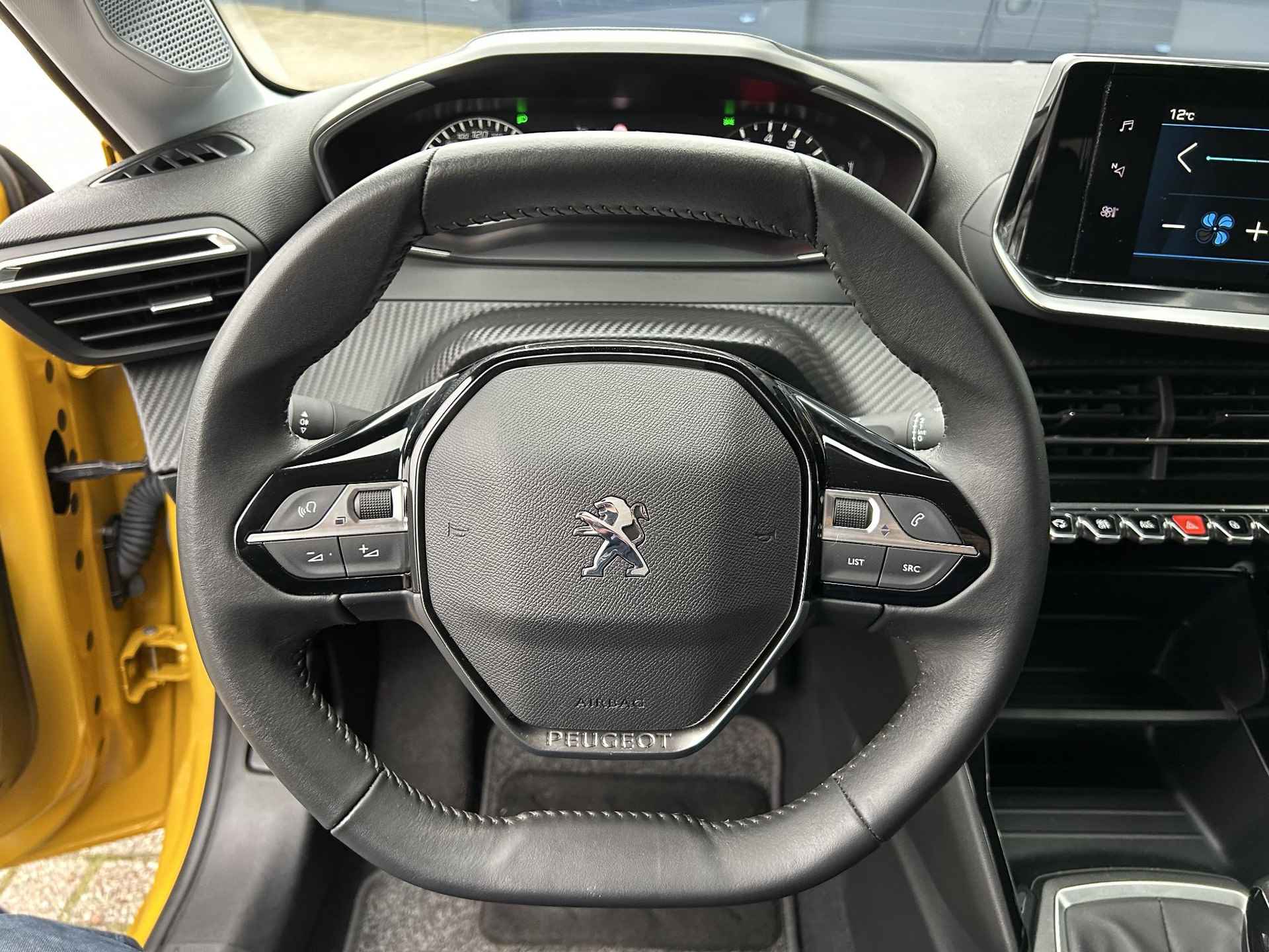 Peugeot 208 1.2 Active Pack | Lichtmetaal | Navigatie via Telefoon | DAB | Airco | Apple Carplay & Android Auto | Parkeersensoren | Cruise Control | Elektrisch Pakket | LED Dagrijverlichting . - 7/44