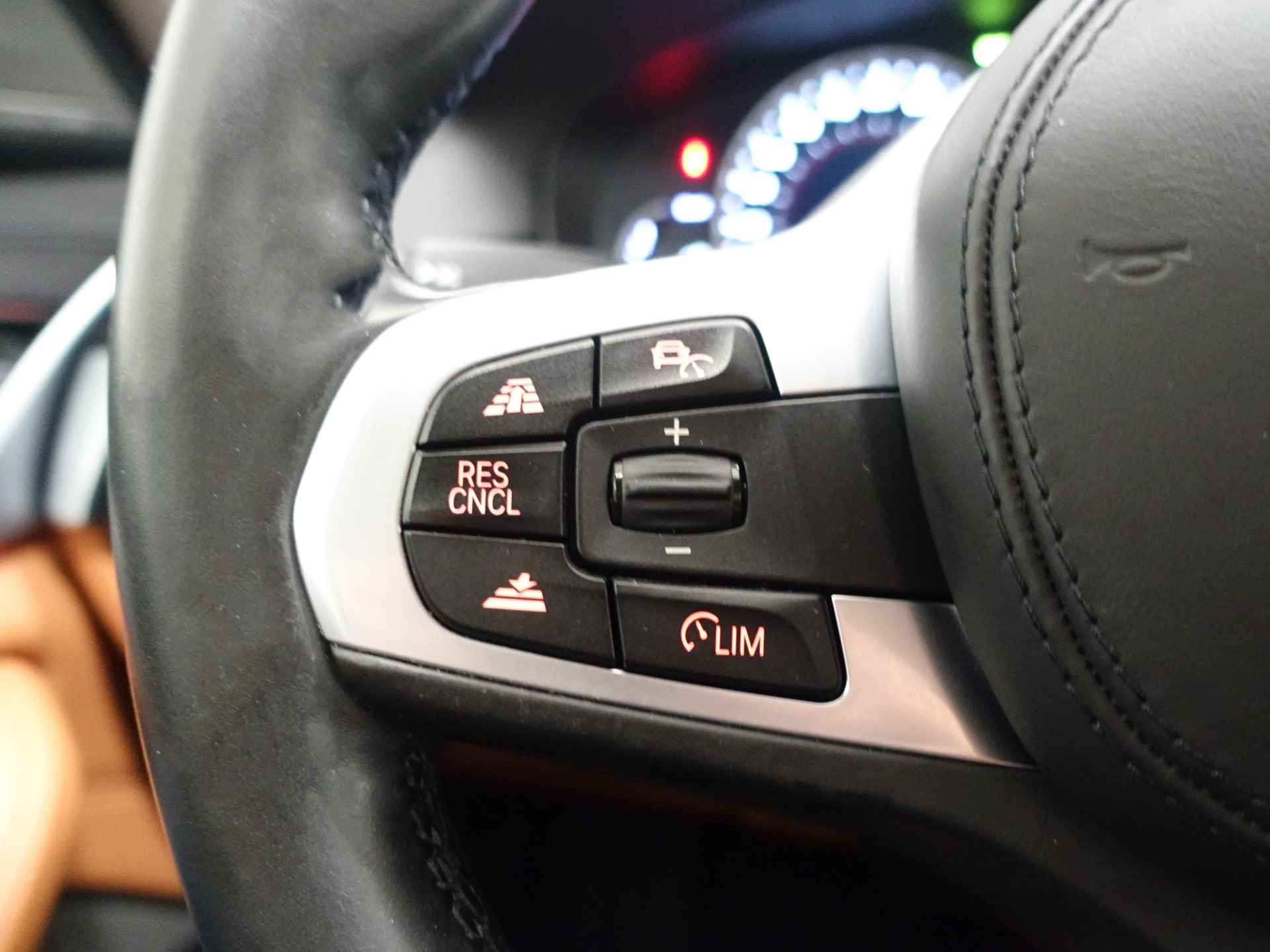 BMW 5 Serie 530d High Exe M-Sport Aut- Virtual Cockpit, Head up, Xenon Led, Memory, Harman Kardon - 22/45