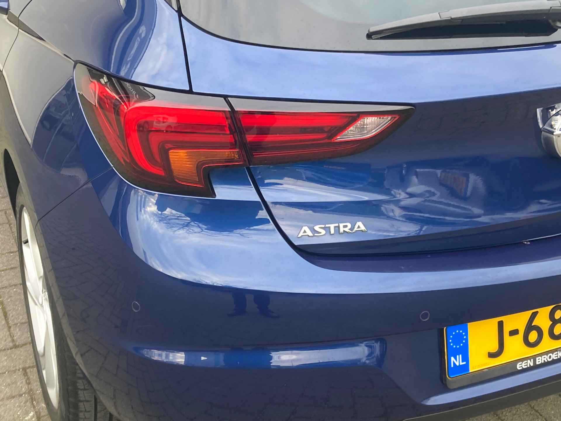 Opel Astra 1.2 Launch Elegance - 30/35