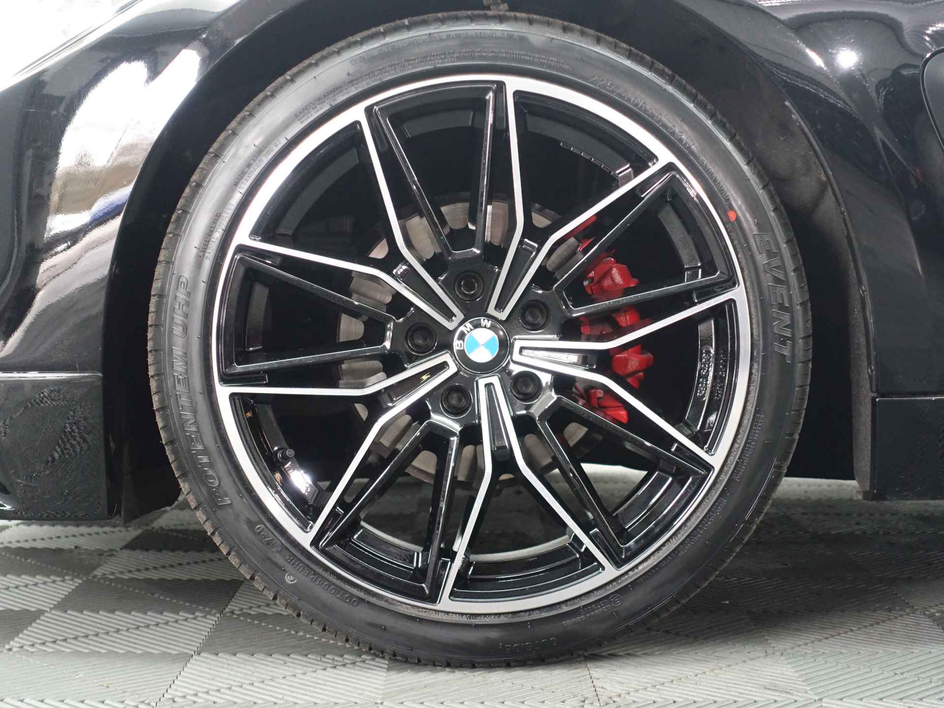 BMW 4 Serie Gran Coupé M Performance Aut- Xenon Led, Navi, Clima, Park Assist, Dynamic Select, Stoelverwarming - 32/45