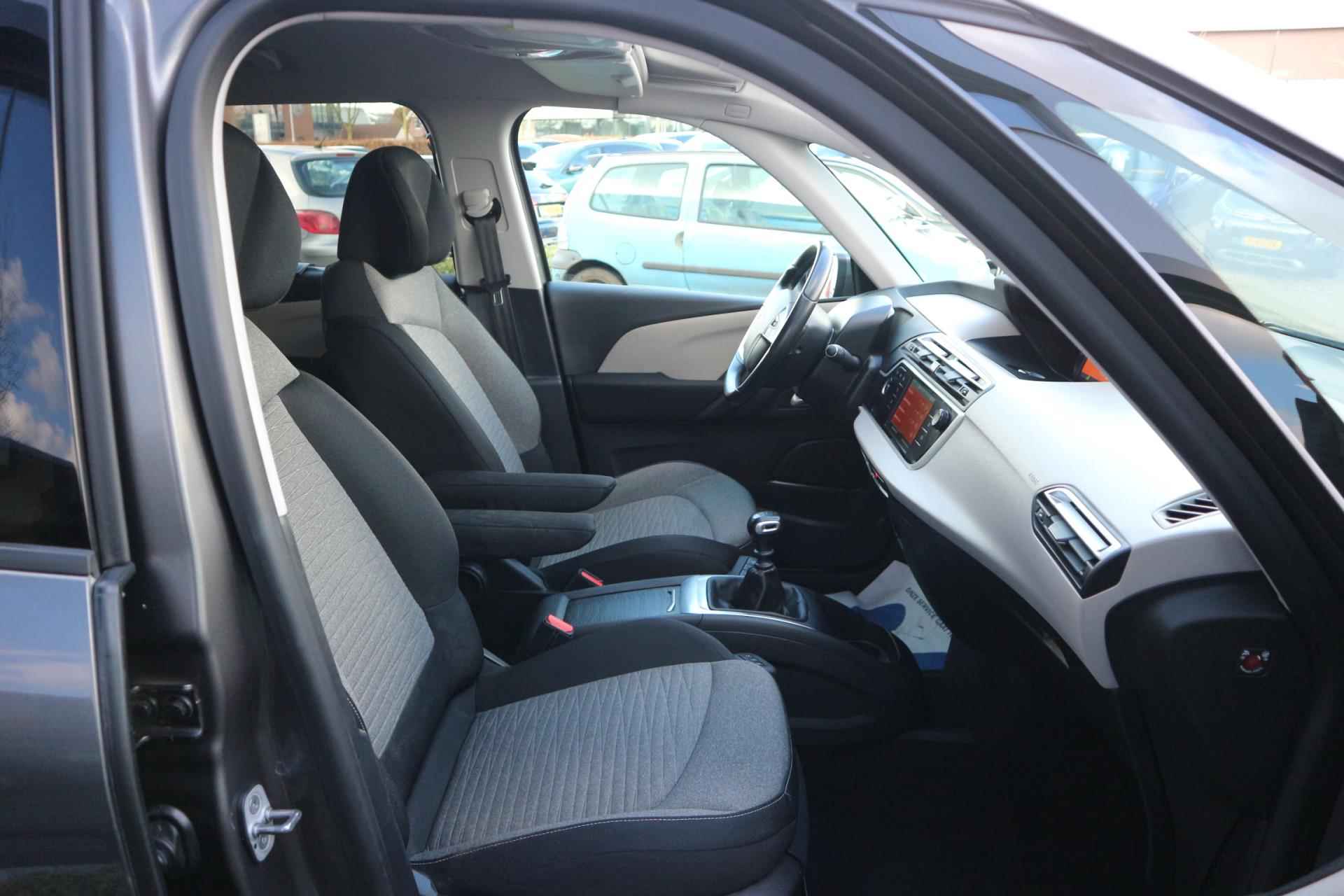 Citroen Grand C4 SpaceTourer 1.2 PureTech Business NAVI 360 CAMERA MASSAGE 7PERSOONS RIJKLAARPRIJS!! - 34/44