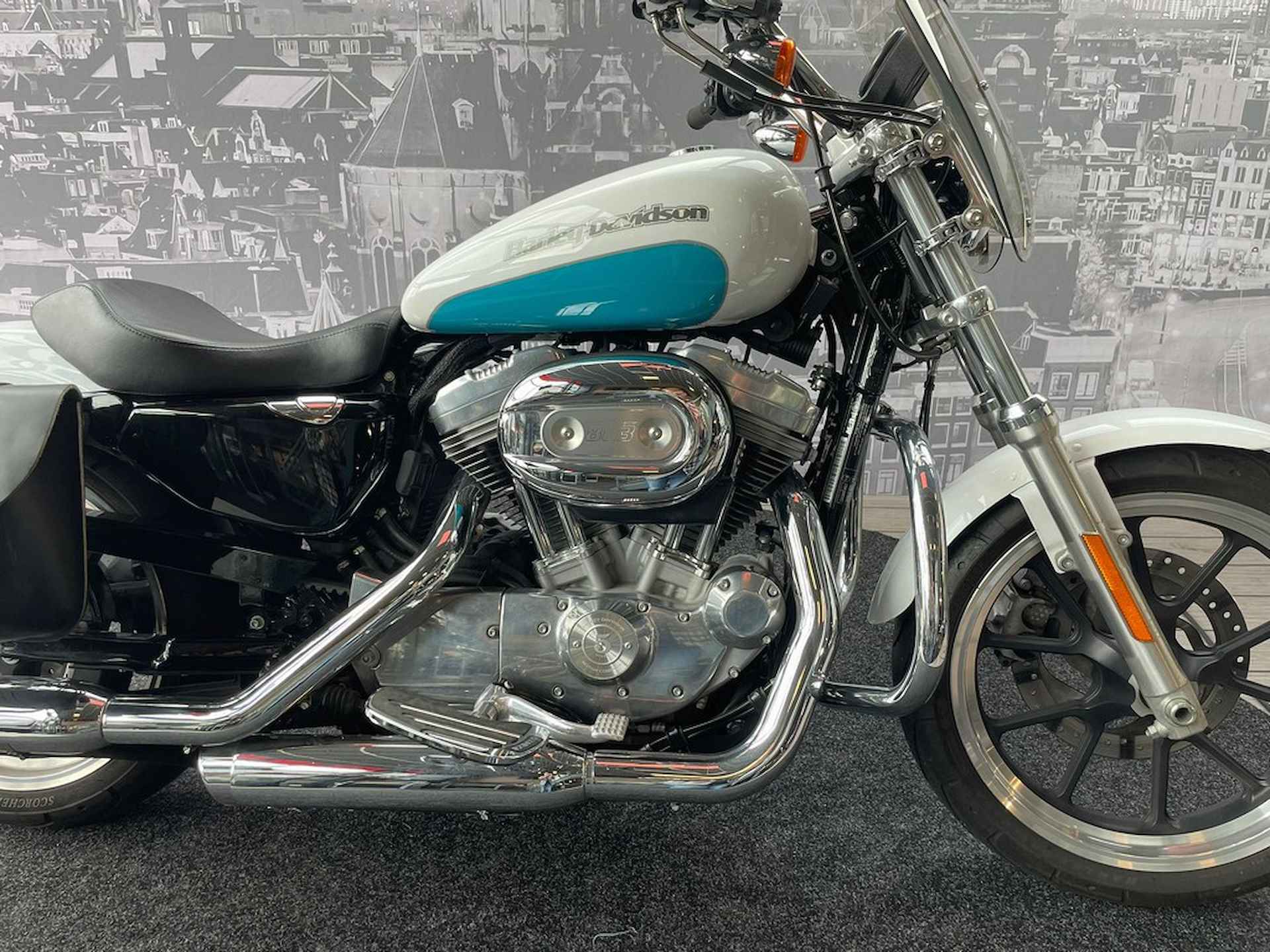 Harley-Davidson XL883L LOW - 2/8