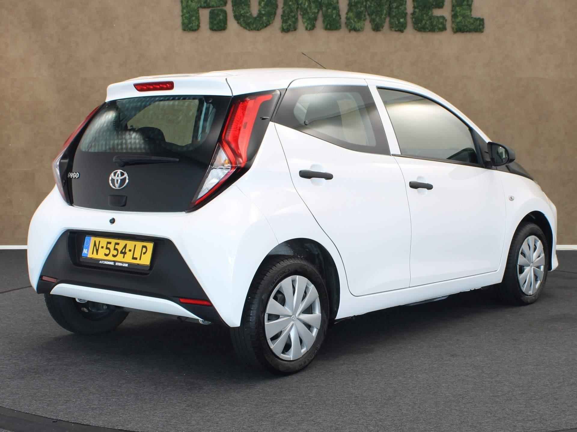 Toyota Aygo 1.0 VVT-i x-fun - ORIGINEEL NEDERLANDSE AUTO - AIRCO - BLUETOOTH - SNELHEIDSBEGRENZER - AUDIO AF FABRIEK - ELEKTRISCHE RAMEN VOOR - CENTRALE DEURVERGRENDELING MET AFSTANDSBEDIENING - 2/31