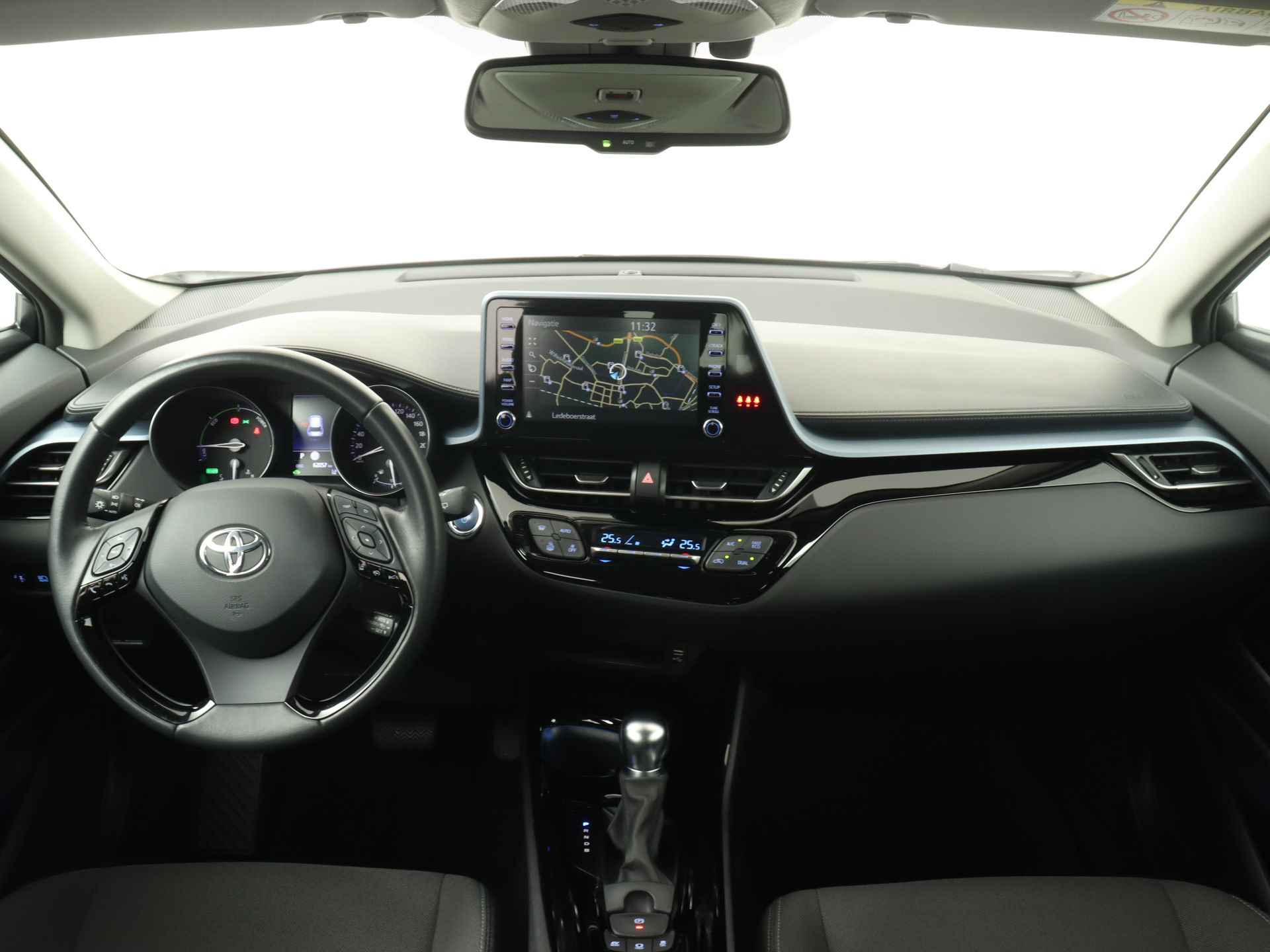 Toyota C-HR 1.8 Hybrid Dynamic | Navigatie | Camera | Climate Control | LM velgen | Cruise Control | - 6/44