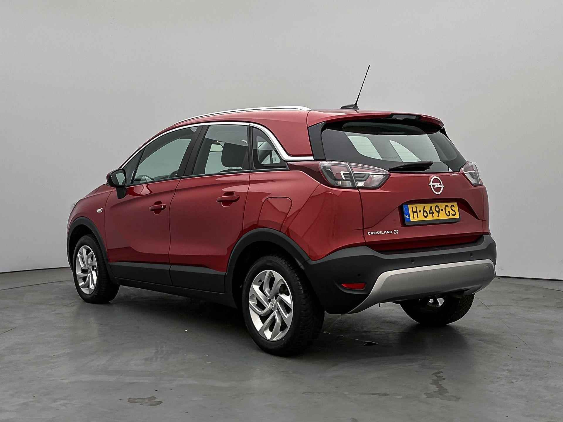 Opel Crossland X SUV Innovation 130 pk Automaat | Navigatie | Parkeersensoren Achter | LED Koplampen | DAB Ontvanger | Lederen Stuurwiel | Start/Stop Systeem | Climate Control | Cruise Control | 16" Lichtmetalen Velgen | Apple Carplay/Android Auto | - 7/36