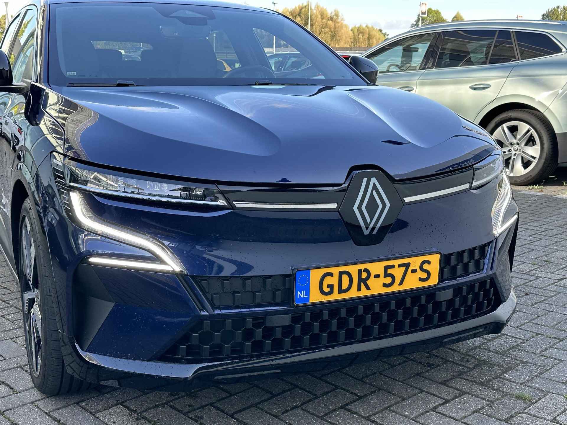 Renault Megane E-Tech EV60 Optimum Charge Techno | Pack Winter | A. Camera | Adap. Cruise | Navi | NL Auto! - 18/33