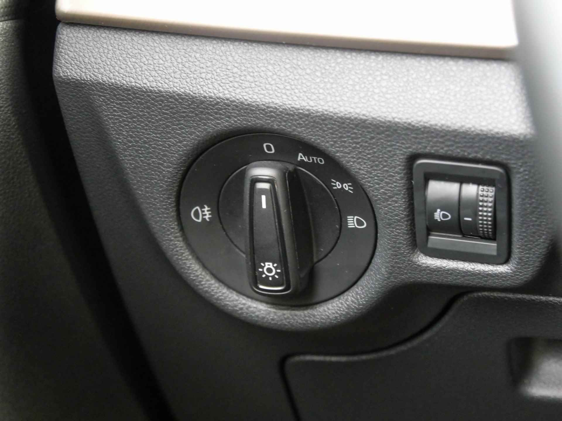 Škoda Kamiq 1.0 TSI 111PK Automaat Business Edition | CARPLAY | CAMERA | CRUISE CONTROL | - 18/29