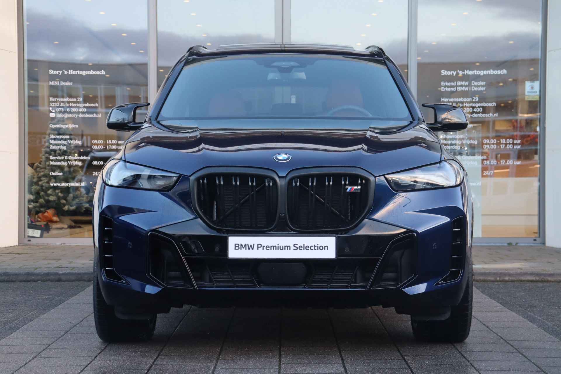 BMW X5 M60i xDrive High Executive Automaat / Panoramadak Sky Lounge / Massagefunctie / Adaptief M Onderstel Professional / Bowers & Wilkins / Parking Assistant Professional / Soft-Close - 4/60