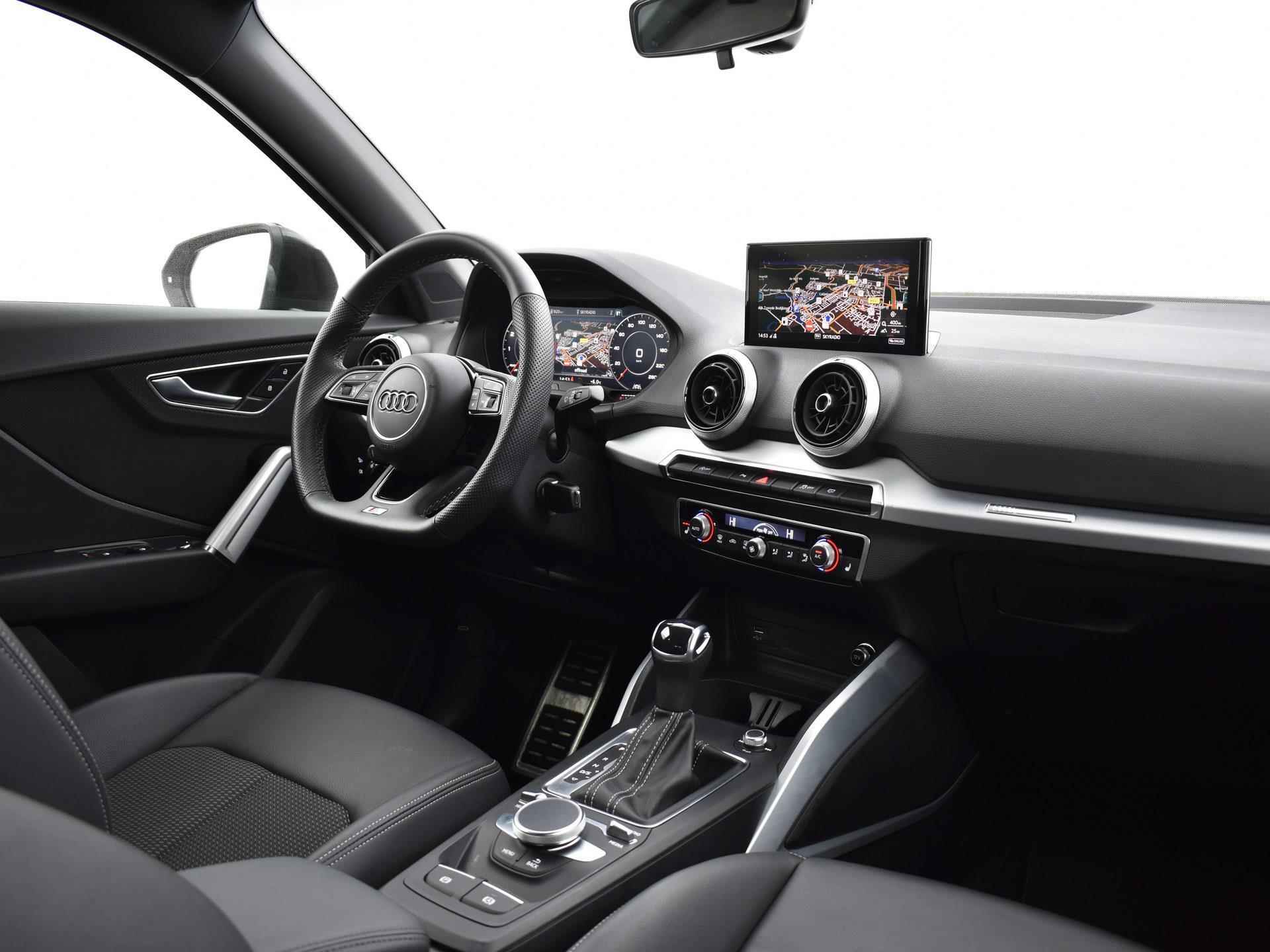 Audi Q2 35 Tfsi 150pk S-Tronic S Edition | Climatronic | Smartphone Interface | Navi | P-Sensoren | Camera | 17'' inch | Garantie t/m 09-06-2027 of 100.000km - 16/32