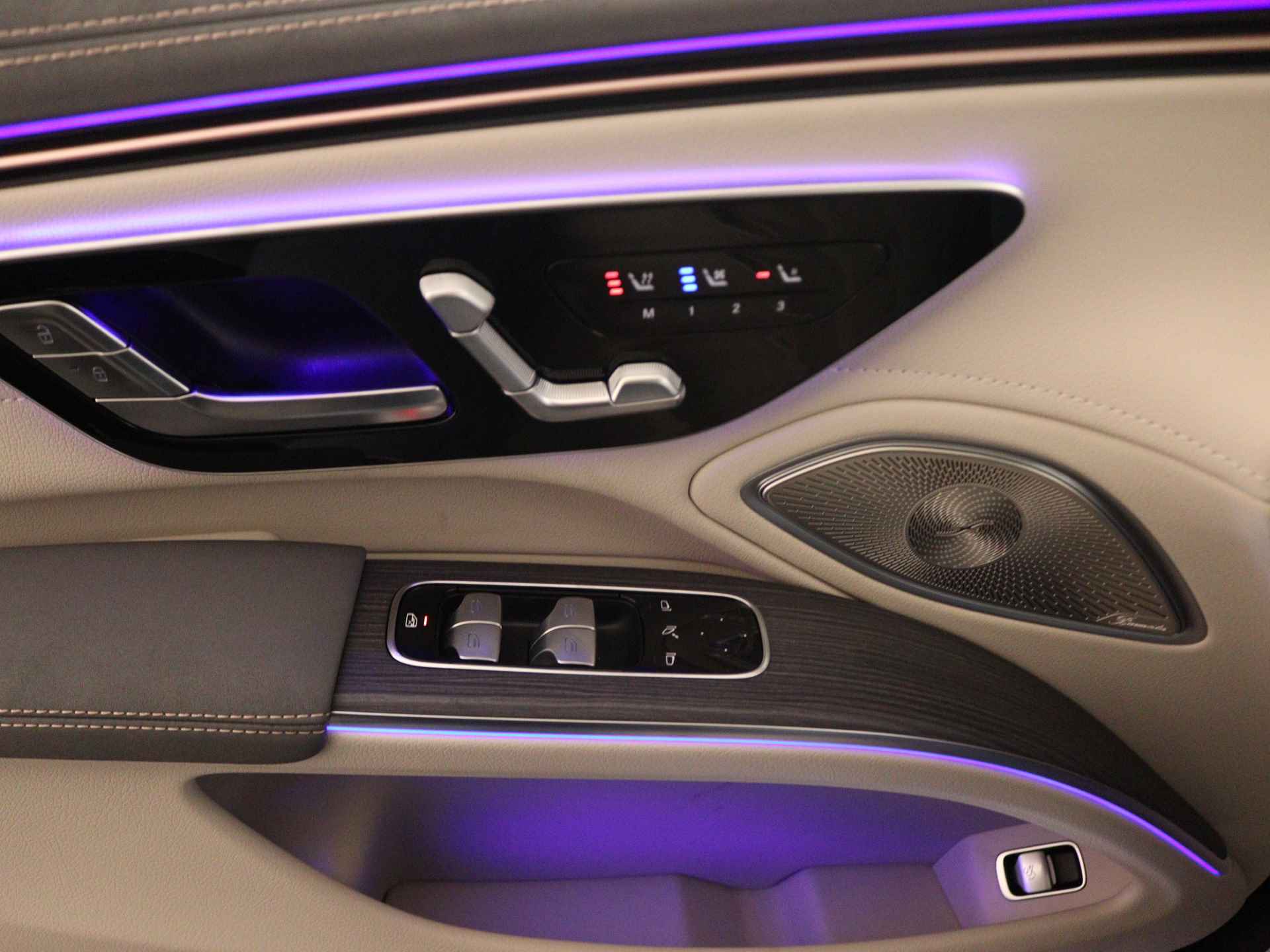 Mercedes-Benz EQS 450+ AMG Line 108kWh | Premium Plus pakket | MBUX Hyperscreen | Achterasbesturing tot 10° | Panoramaschuifdak | Akoestiek comfortpakket | KEYLESS GO-comfortpakket | USB pakket Plus | - 28/40