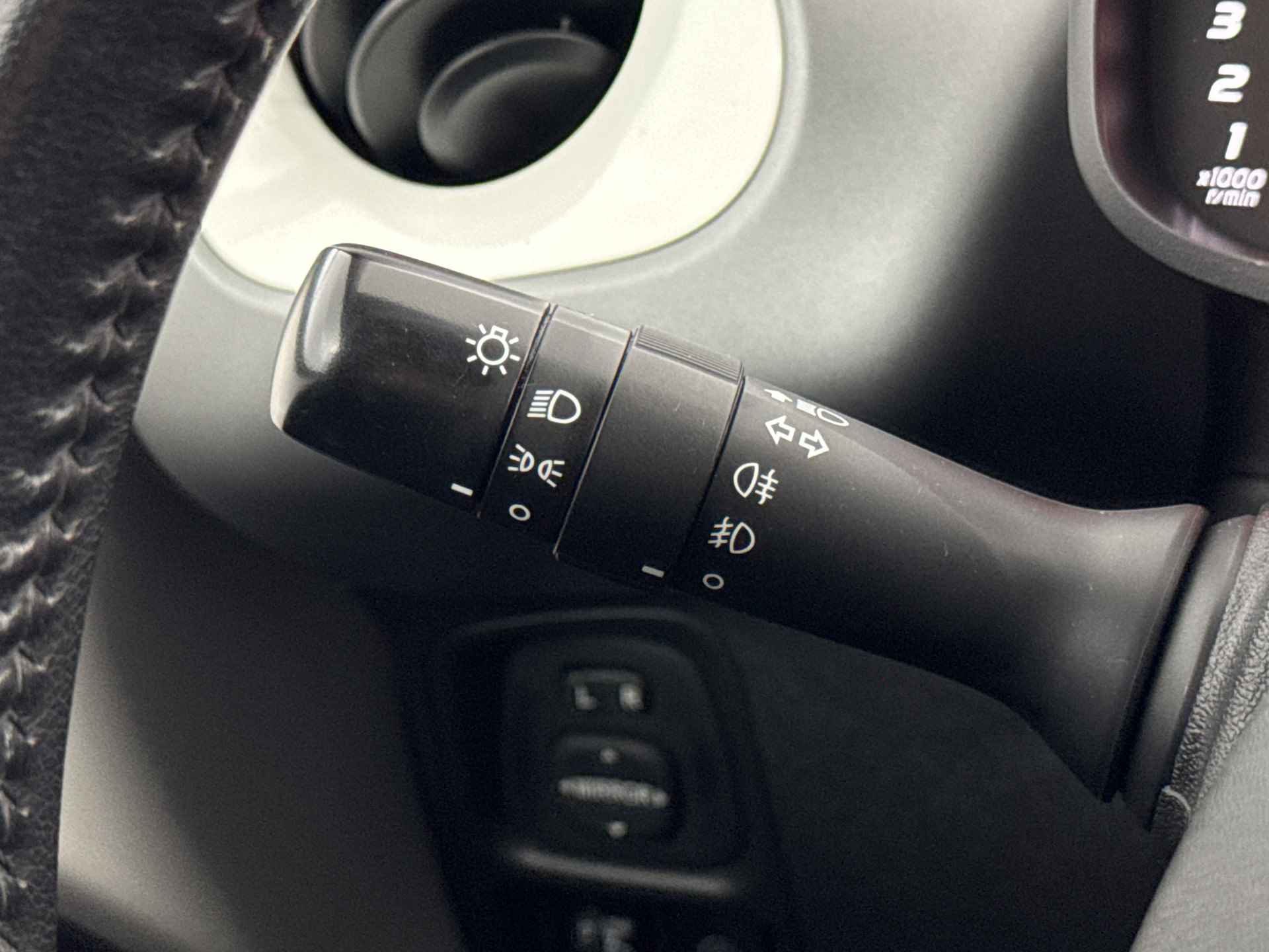 Toyota Aygo 1.0 VVT-i X-First Cabrio | Apple Carplay & Android Auto | - 18/35
