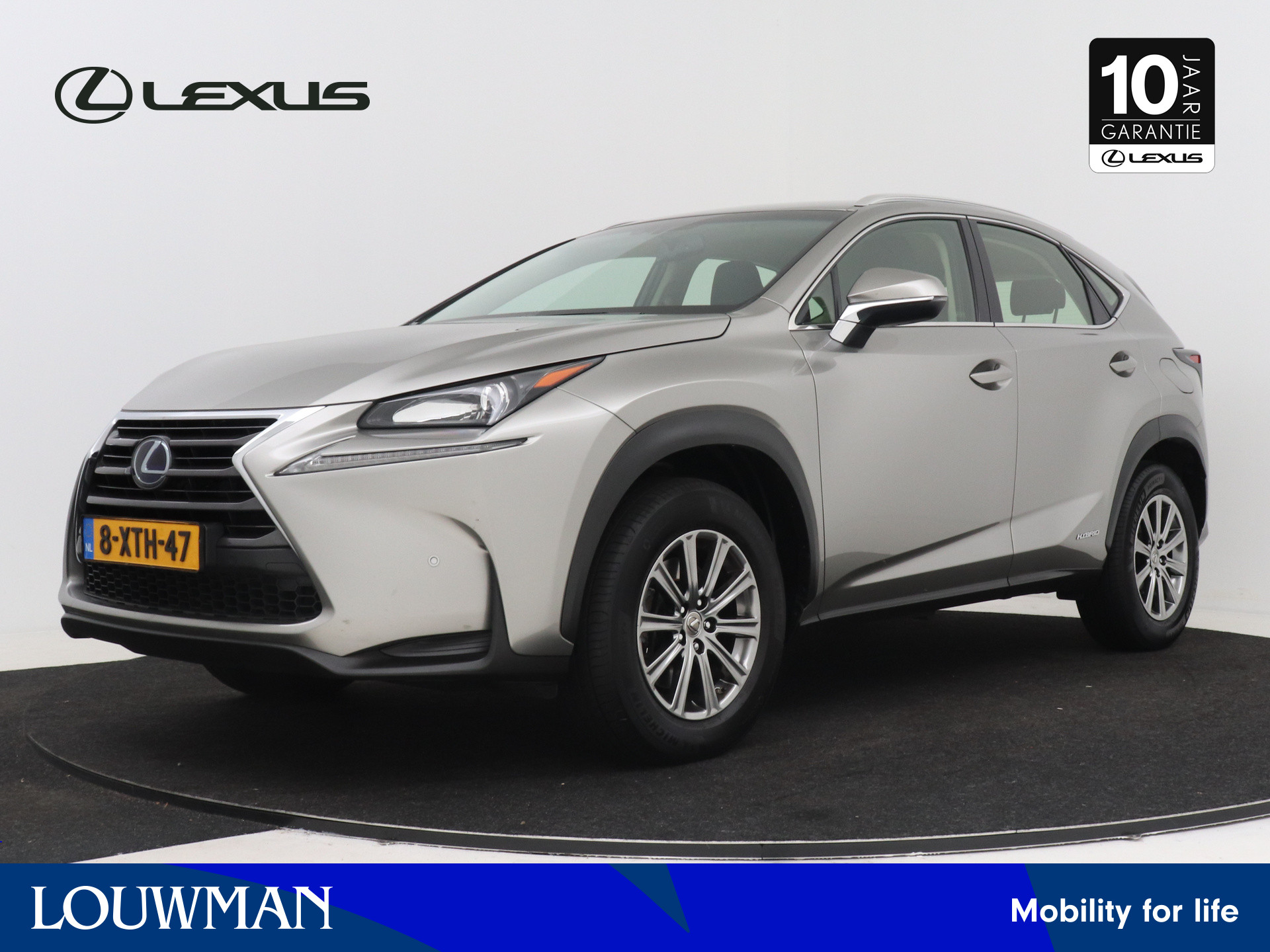 Lexus NX 300h AWD 25th Edition | Trekhaak | Leer | Stoelverwarming | Adaptive Cruise Control | Park Assist |