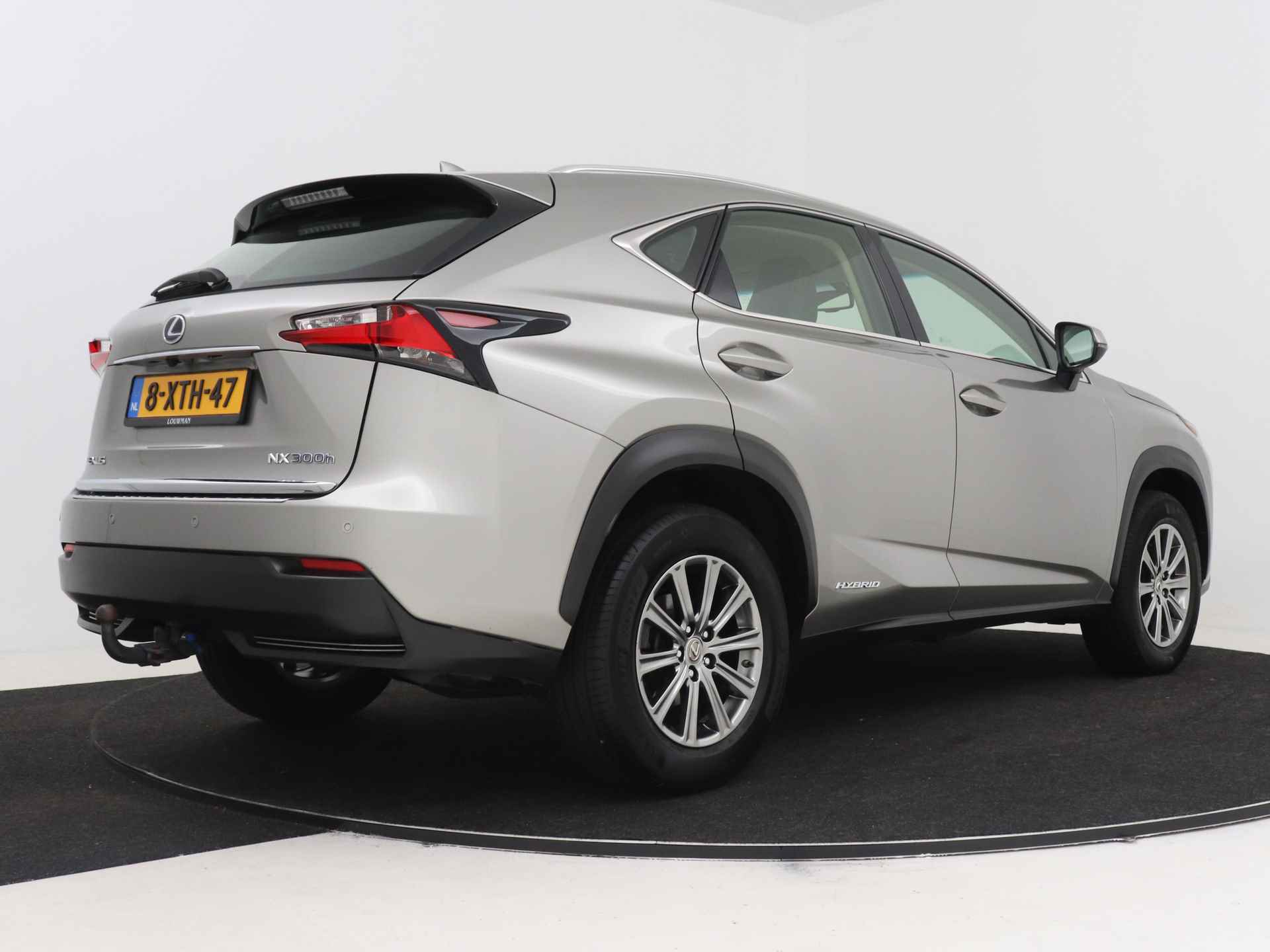 Lexus NX 300h AWD 25th Edition | Trekhaak | Leer | Stoelverwarming | Adaptive Cruise Control | Park Assist | - 3/40