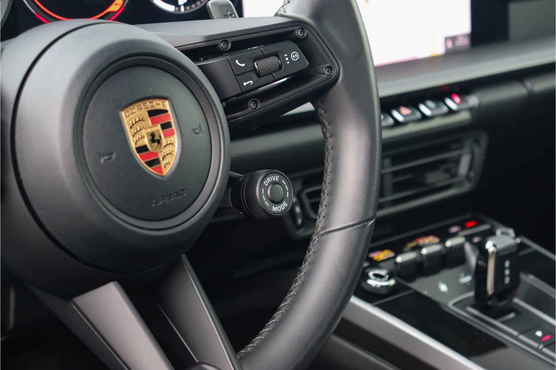 Porsche 911 Cabrio 3.0 Carrera S SportDesign | Lift | Stoelventilatie | LED Matrix | Achterasbesturing | BOSE Sound | Sportuitlaat - 7/33