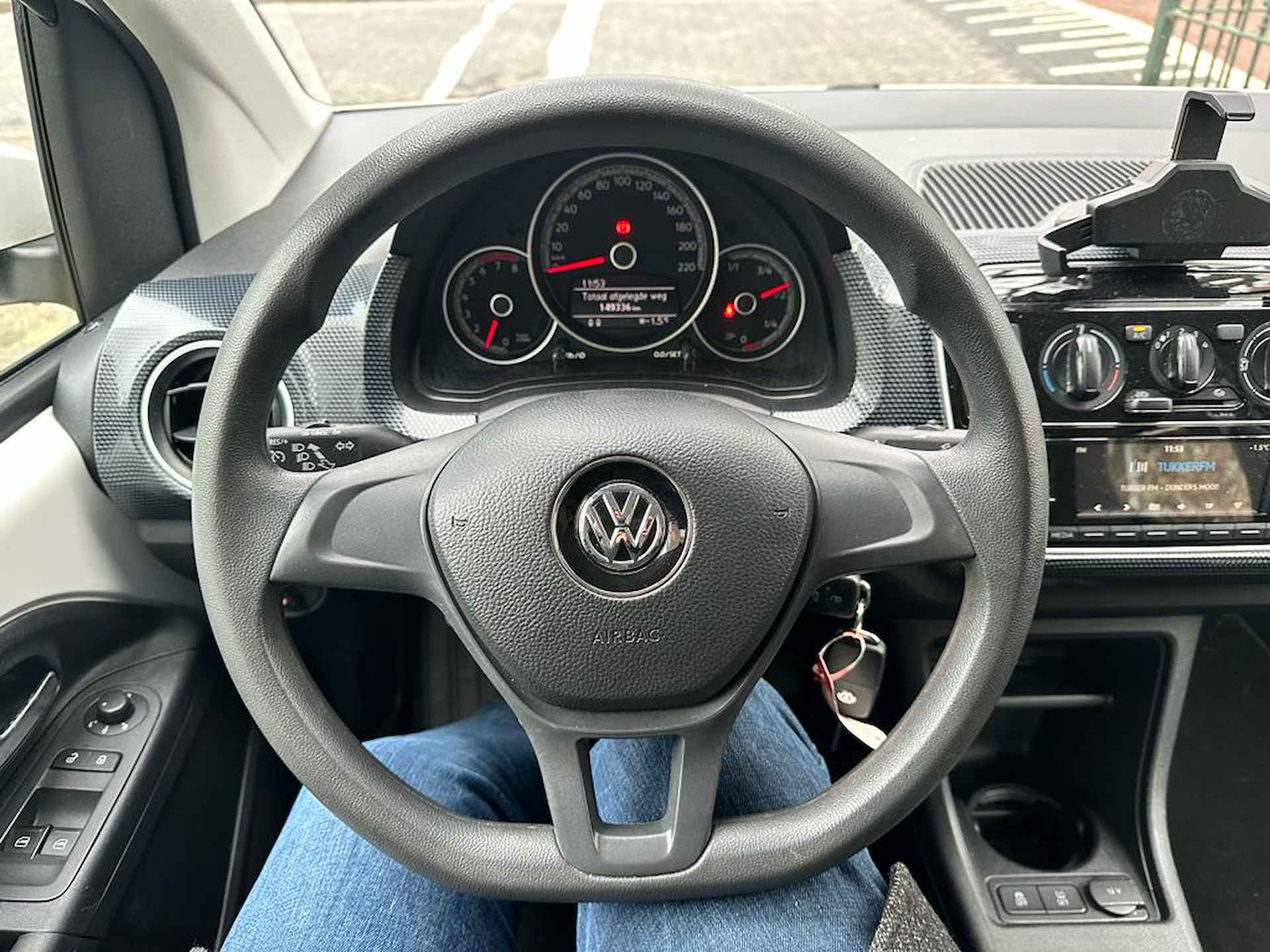 Volkswagen up! 1.0 BMT move up! 5-Deurs/Airco/Cruise control - 16/30