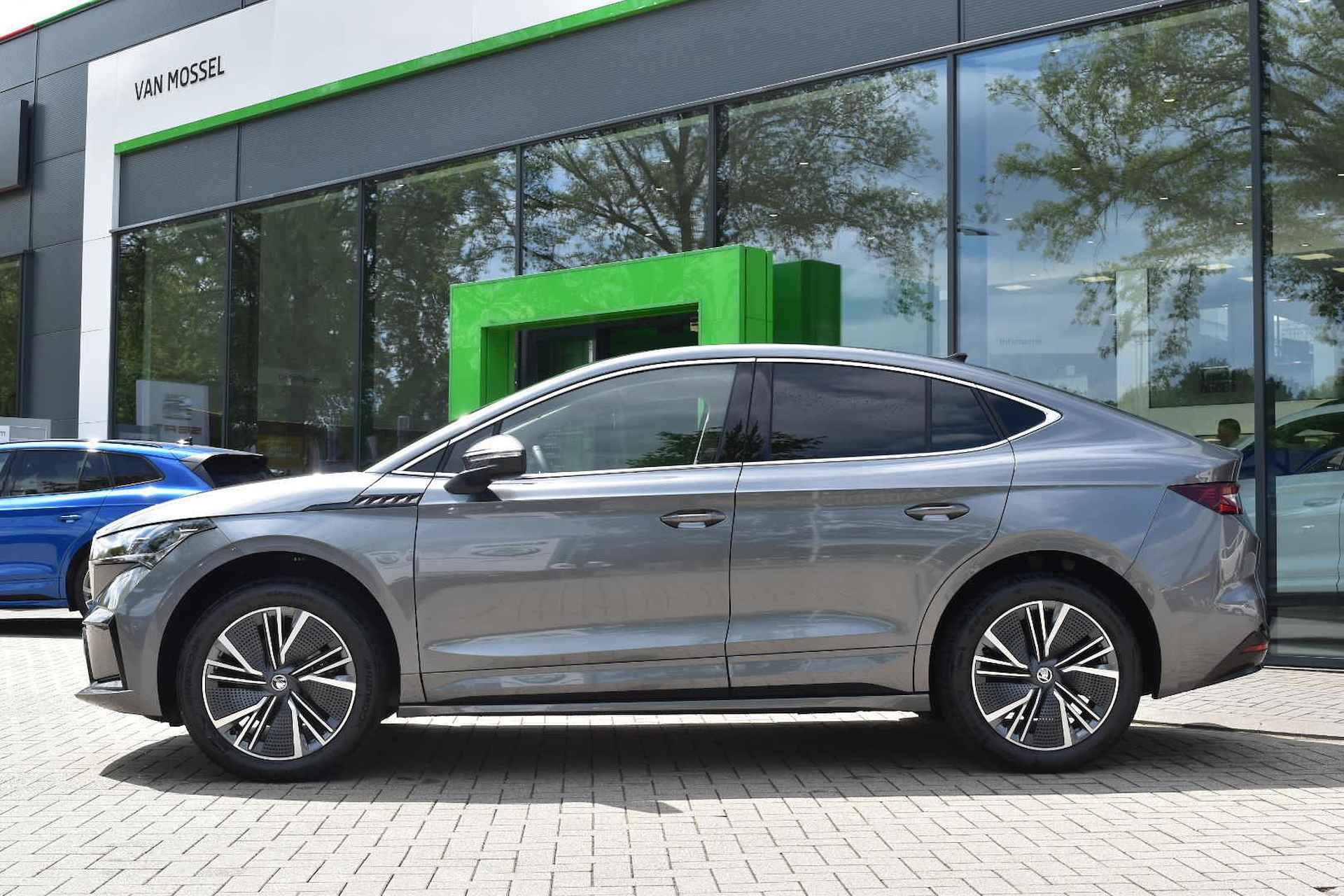 Skoda Enyaq Coupé iV 60 Business Edition Plus 58 kWh | Verwarmbare voorstoelen | elektrische achterklep| Elektrisch verstelbare bestuurderstoel |  Herwaardering | Direct leverbaar! - 4/28