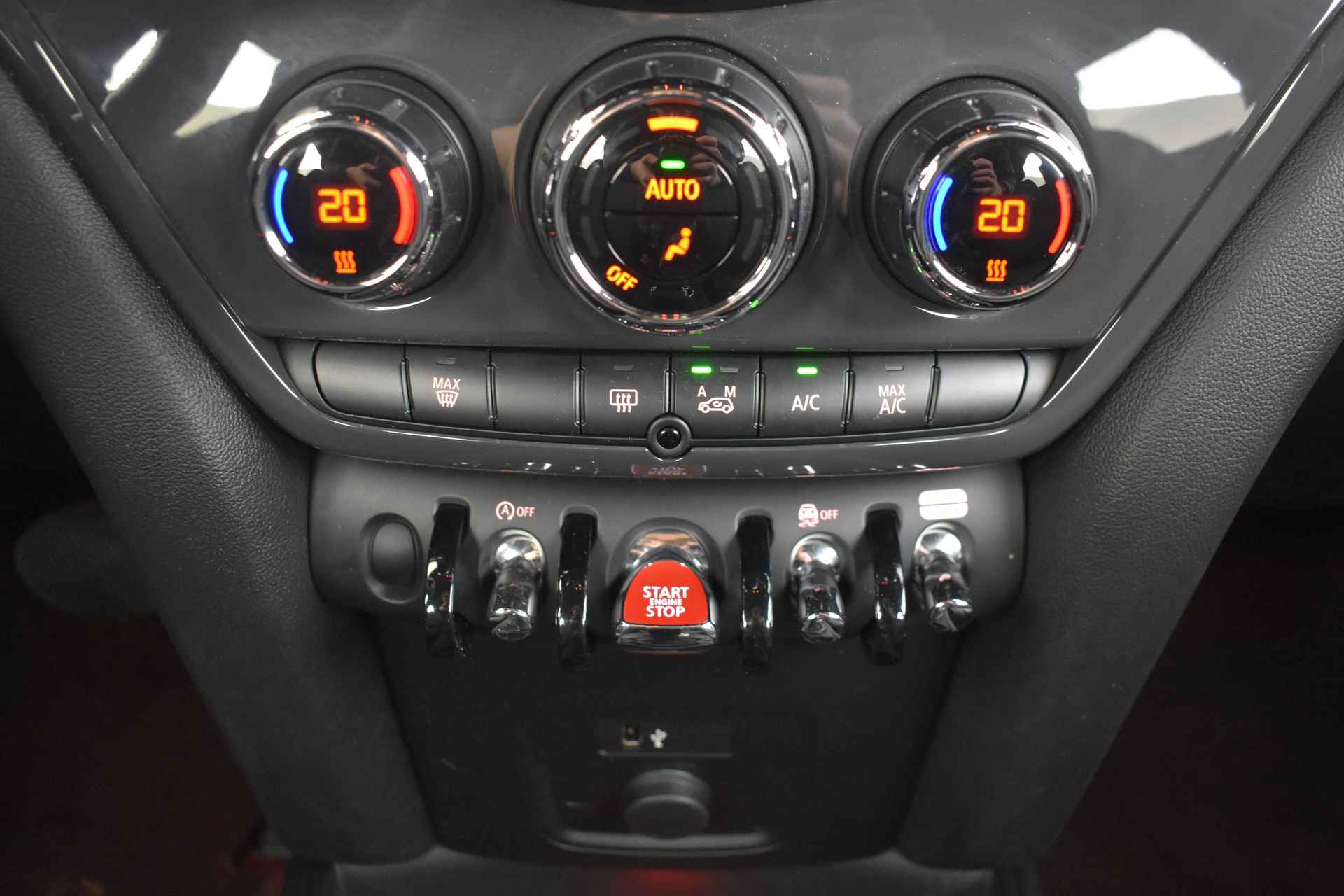 MINI Countryman Cooper Chili Automaat / Comfort Access / LED / Comfortstoelen / Cruise Control / Navigatie - 19/44