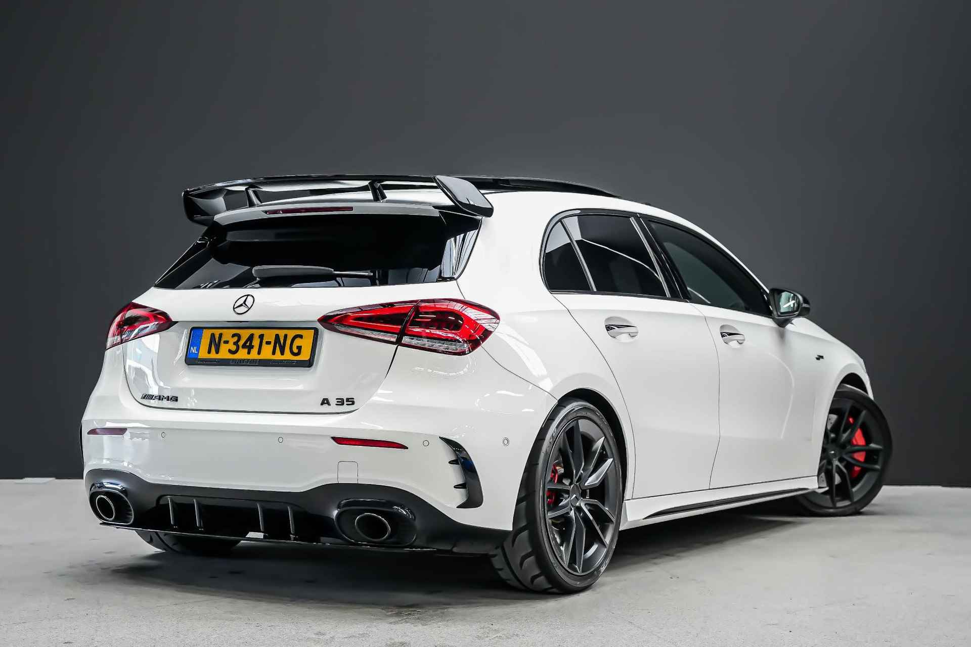 Mercedes-Benz A-klasse AMG 35 4MATIC Edition 1 |Milltek|aero pakket|AMG performance seats|360 camera|stoelverwarming|MBUX|blind spot| - 2/36