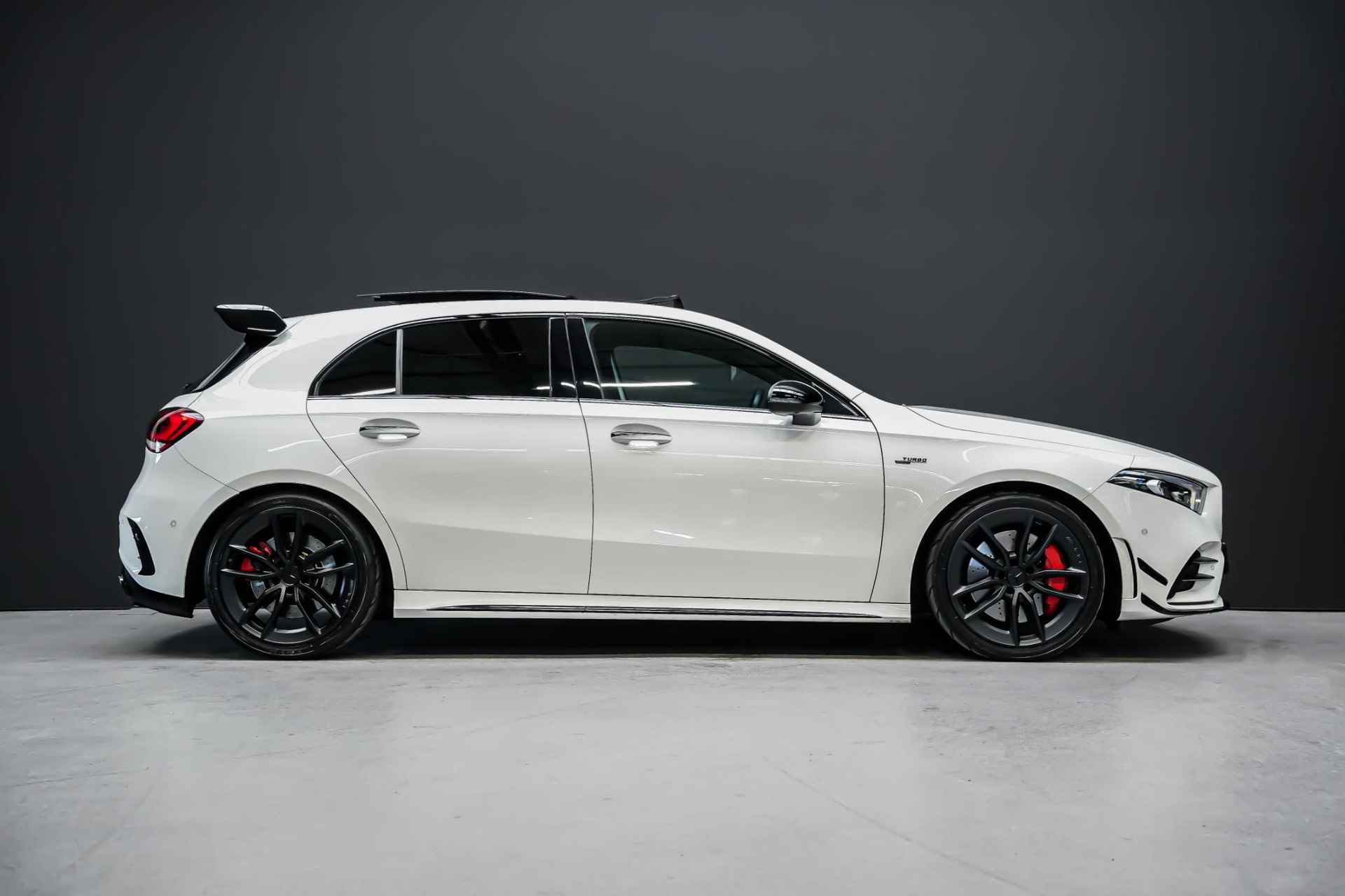 Mercedes-Benz A-klasse AMG 35 4MATIC Edition 1 |Milltek|aero pakket|AMG performance seats|360 camera|stoelverwarming|MBUX|blind spot| - 7/36