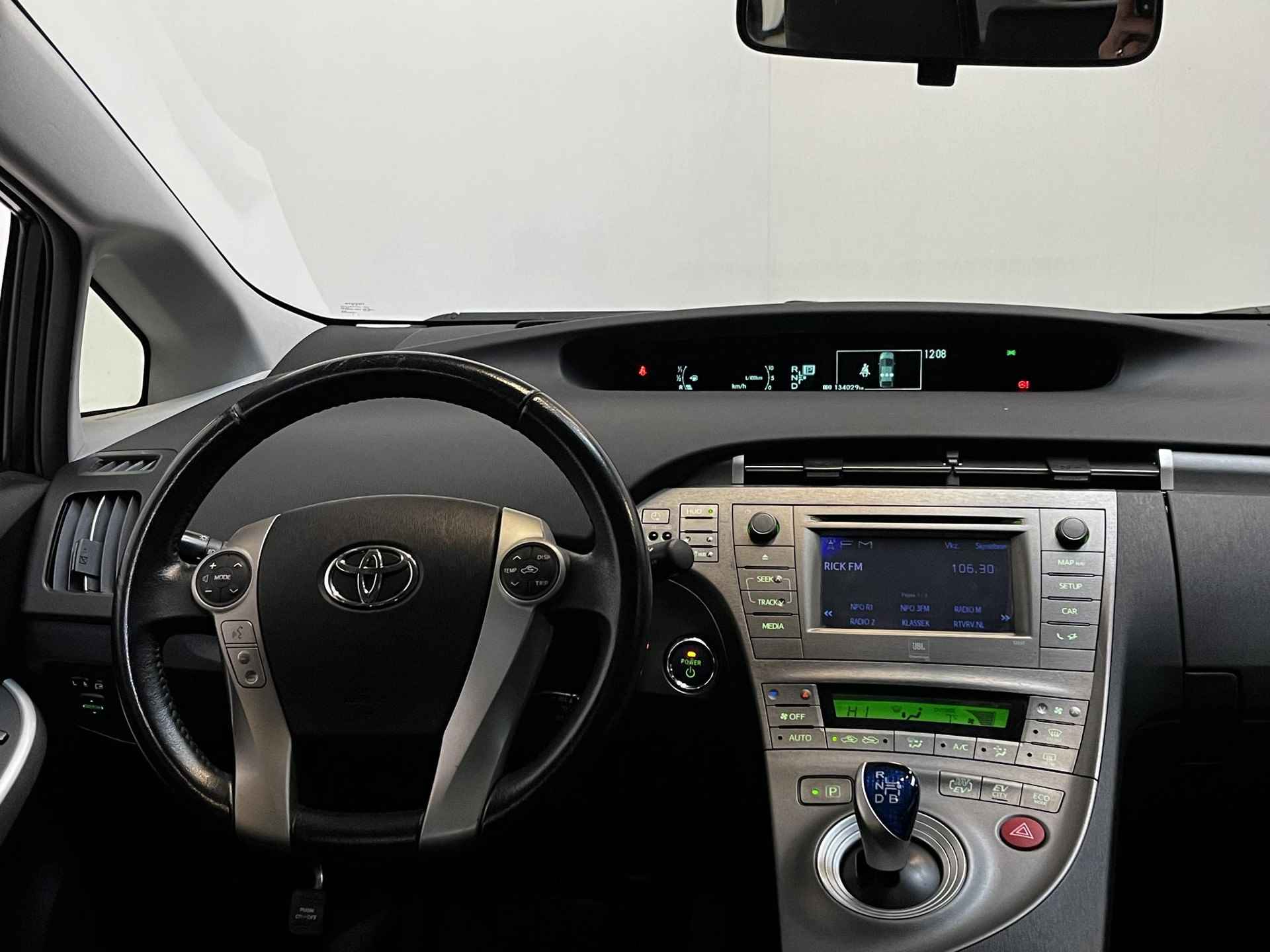 Toyota Prius 1.8 Plug-in Dynamic Business , Navi, JBL, Dealeronderhouden - 33/52