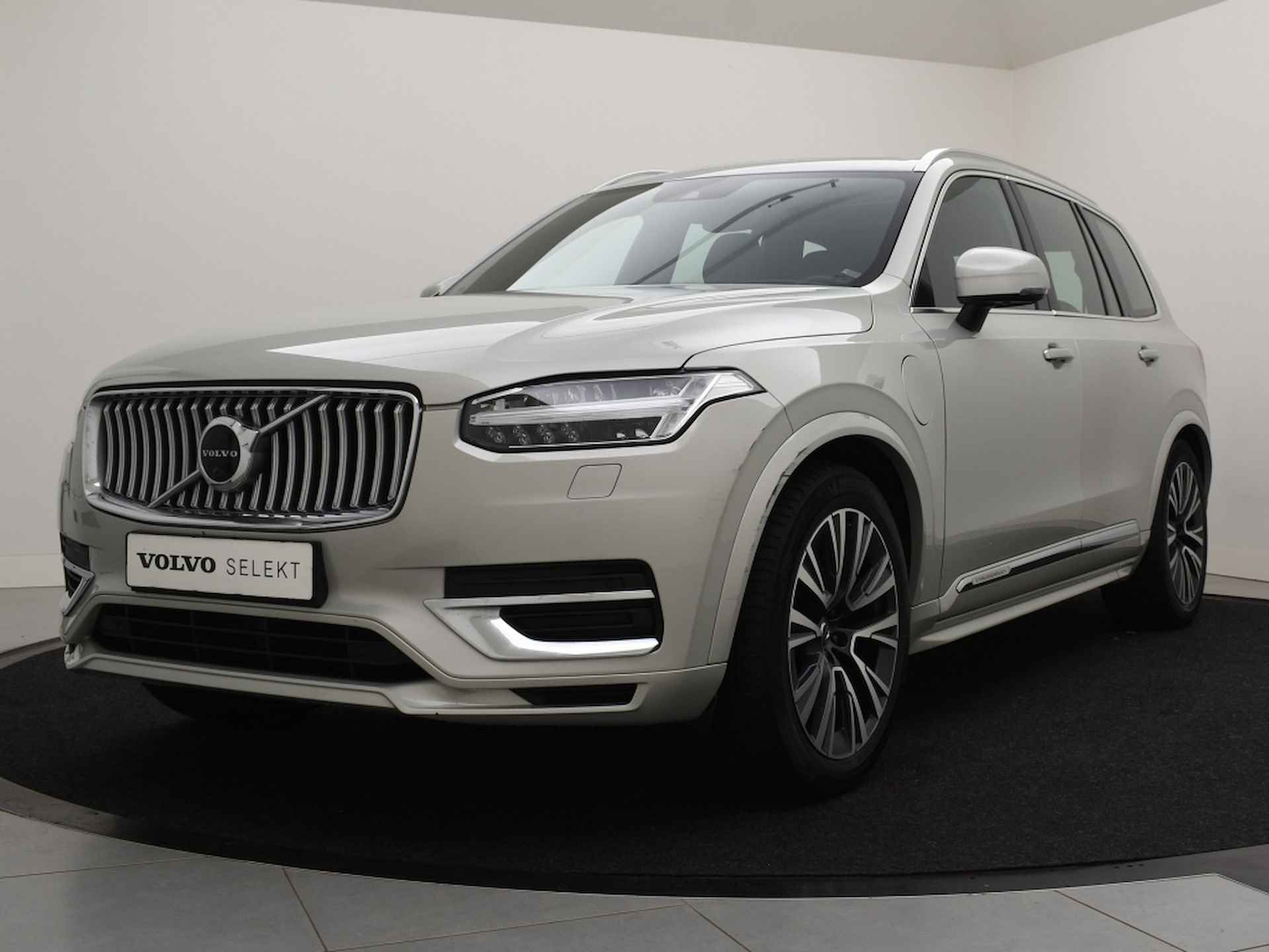 Volvo XC90 T8 PLUG-IN HYBRID INSCRIPTION LUCHTVERING TREKHAAK BOWERS&WILKIN - 2/50