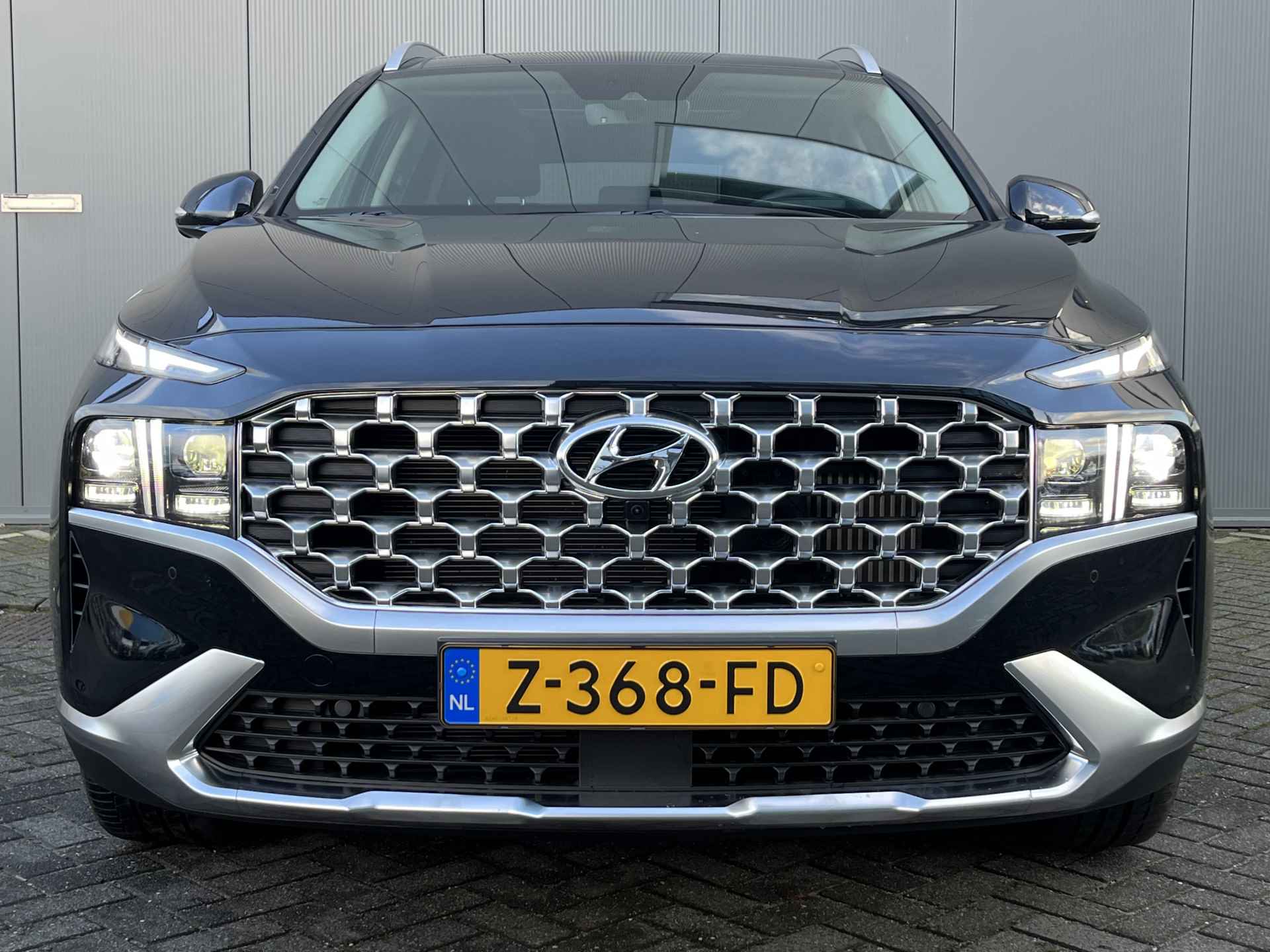 Hyundai Santa Fe PHEV 265pk 7-Zits Premium Sky 4WD automaat | Leder | Climate | Keyless | Navigatie | Full - Led | Elek. Klep | 360 Camera | Krel - 4/43