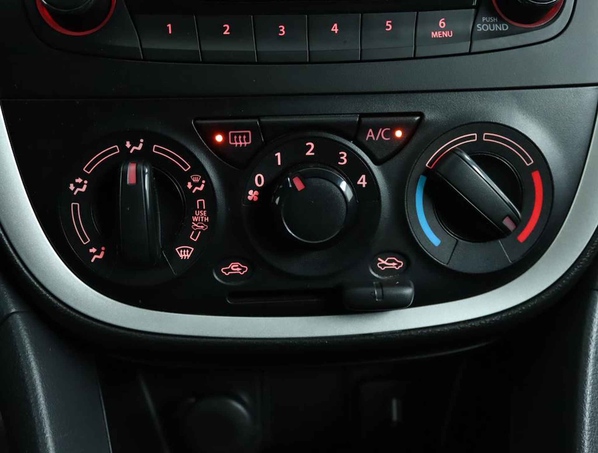 Suzuki Celerio 1.0 Comfort | Airconditioning | Centrale Portiervergrendeling met afstandbediening | Zuinig en goedkoop in wegenbelasting | - 7/40