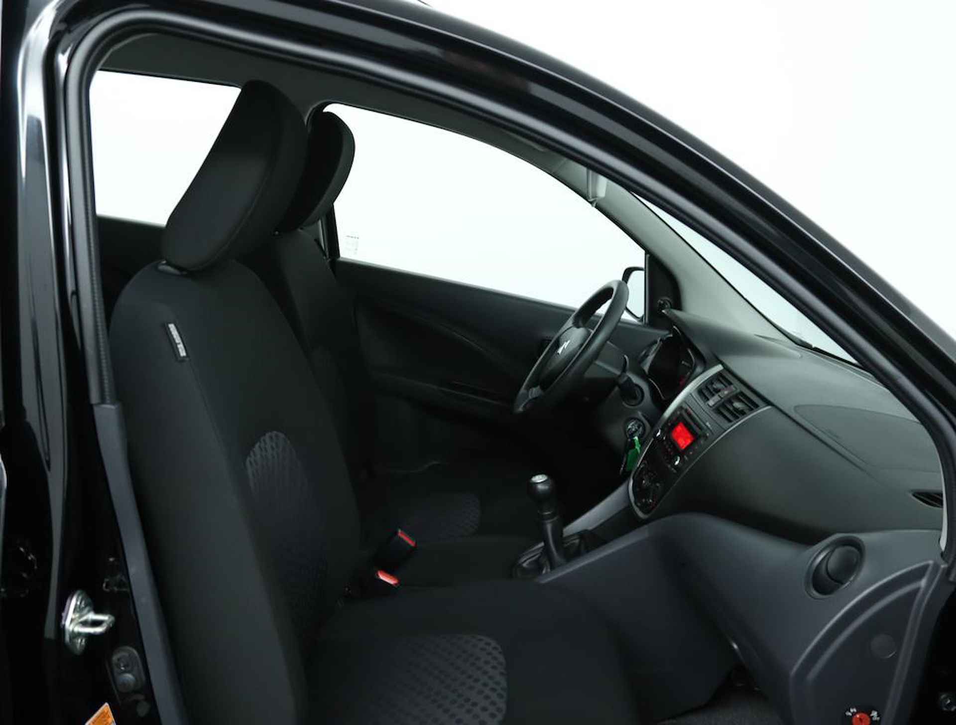 Suzuki Celerio 1.0 Comfort | Airconditioning | Centrale Portiervergrendeling met afstandbediening | Zuinig en goedkoop in wegenbelasting | - 19/40