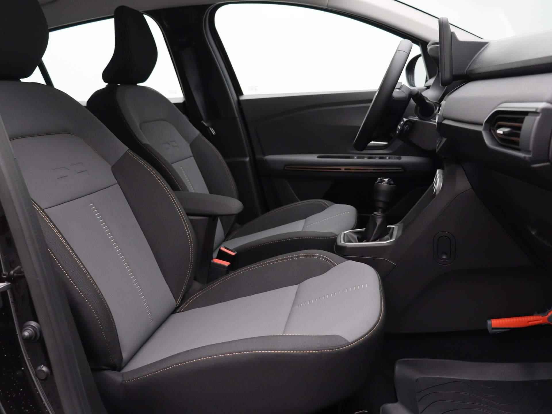 Dacia Sandero Stepway TCe 100pk Bi-Fuel Extreme | DEMOVOORDEEL | Achteruitrijcamera | Klimaat controle | 16" LM | Apple carplay/Android auto| - 4/39