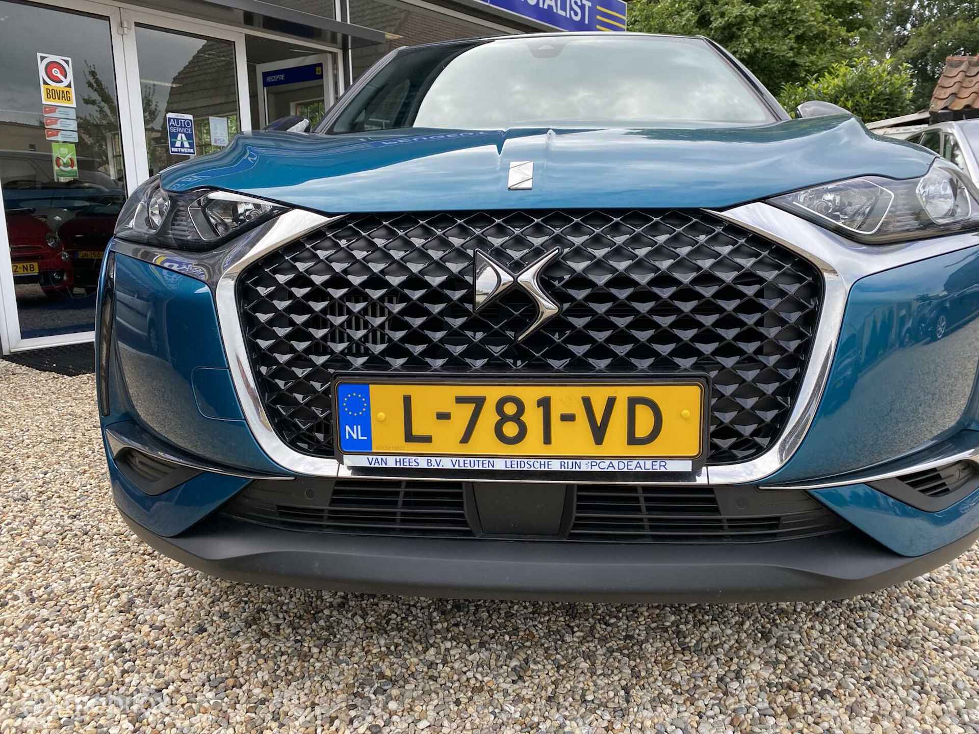 Ds 3 Crossback 1.2 PureTech So Chic 130 THP EAT8 automaat PDC v + a - 47/51