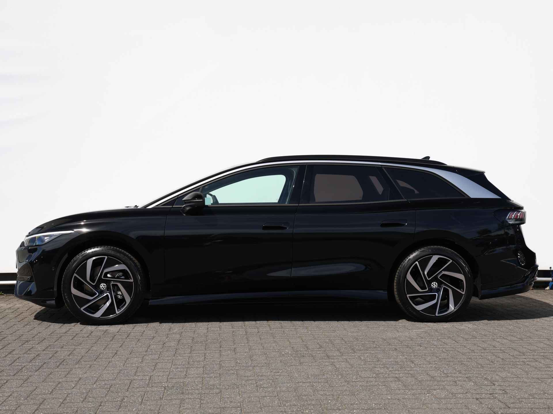 Volkswagen ID.7 Tourer 1st Edition 77 kWh Trekhaak | Massage | Harman Kardon | Dynamic Chassis Control - 12/57