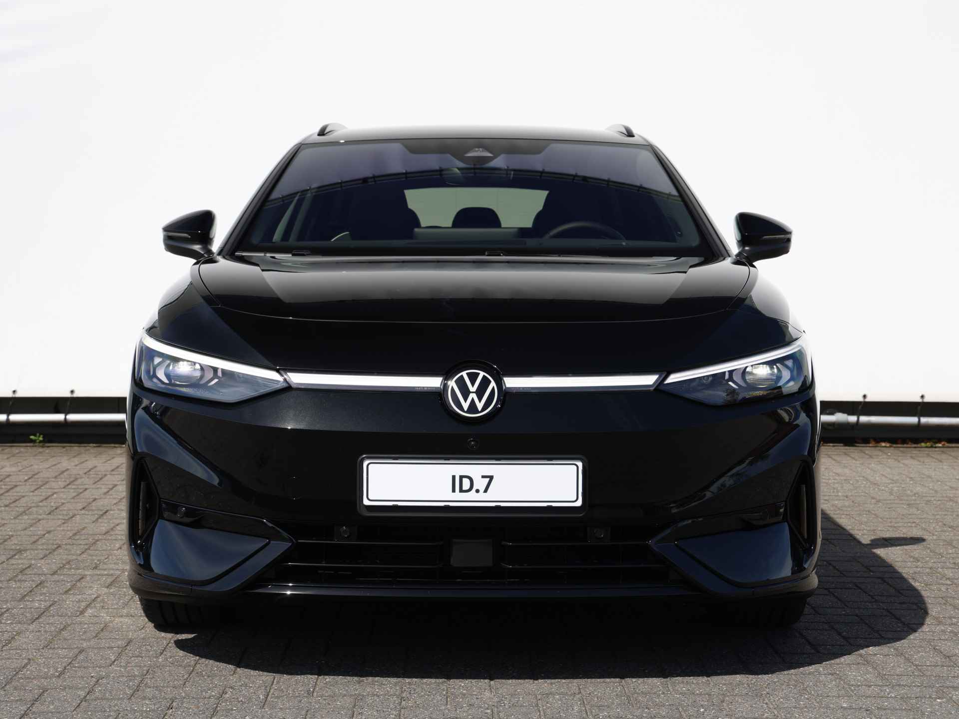 Volkswagen ID.7 Tourer 1st Edition 77 kWh Trekhaak | Massage | Harman Kardon | Dynamic Chassis Control - 14/57