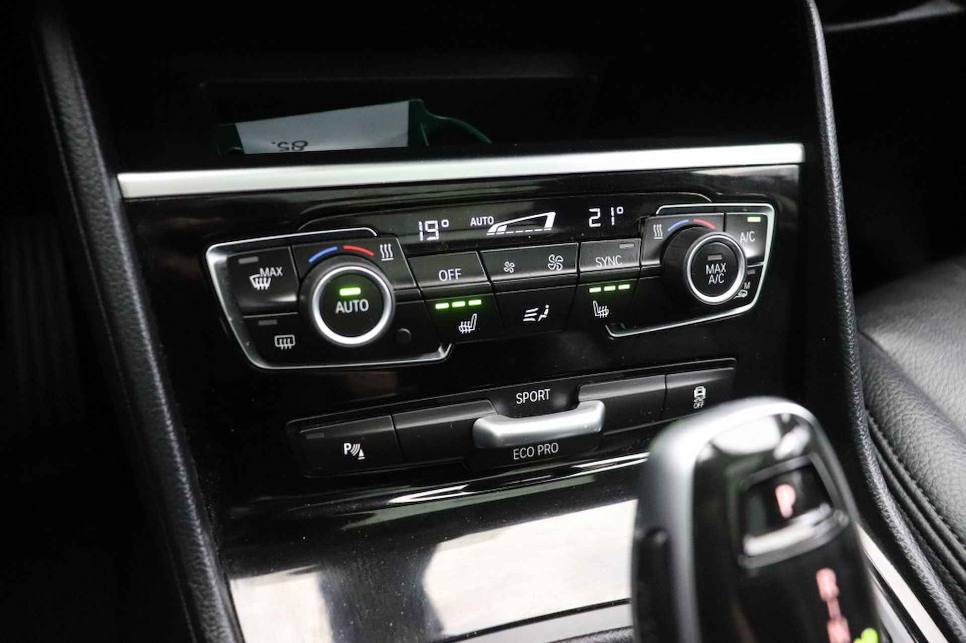 BMW 2-serie Gran Tourer 216d High Executive Automaat - Leer, Panorama, Camera - 23/42