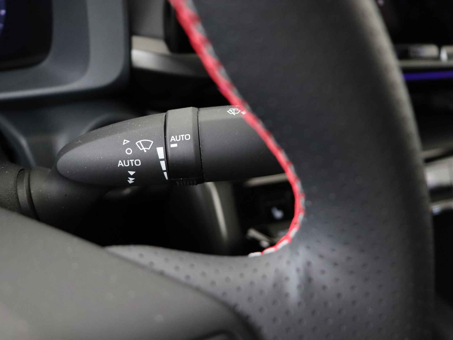 Toyota C-HR Hybrid 200 GR SPORT Première Edition | Panoramadak | JBL | Apple CarPlay | - 25/63