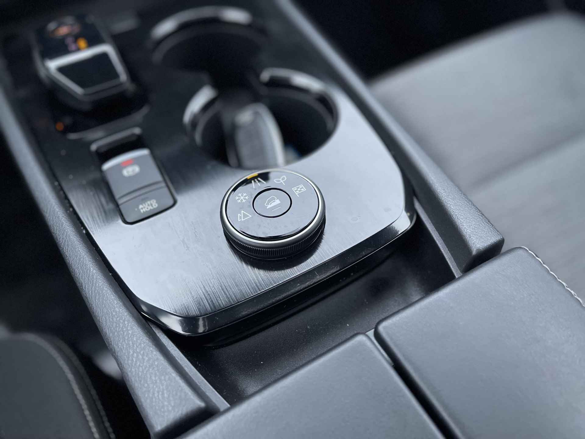 Nissan X-Trail 1.5 e-4orce N-Connecta 4WD 7p. Lounge Pack | Panoramadak | Adapt. Cruise Control | 360° Camera | Dodehoek | Apple Carplay/Android Auto | Rijklaarprijs! - 24/28