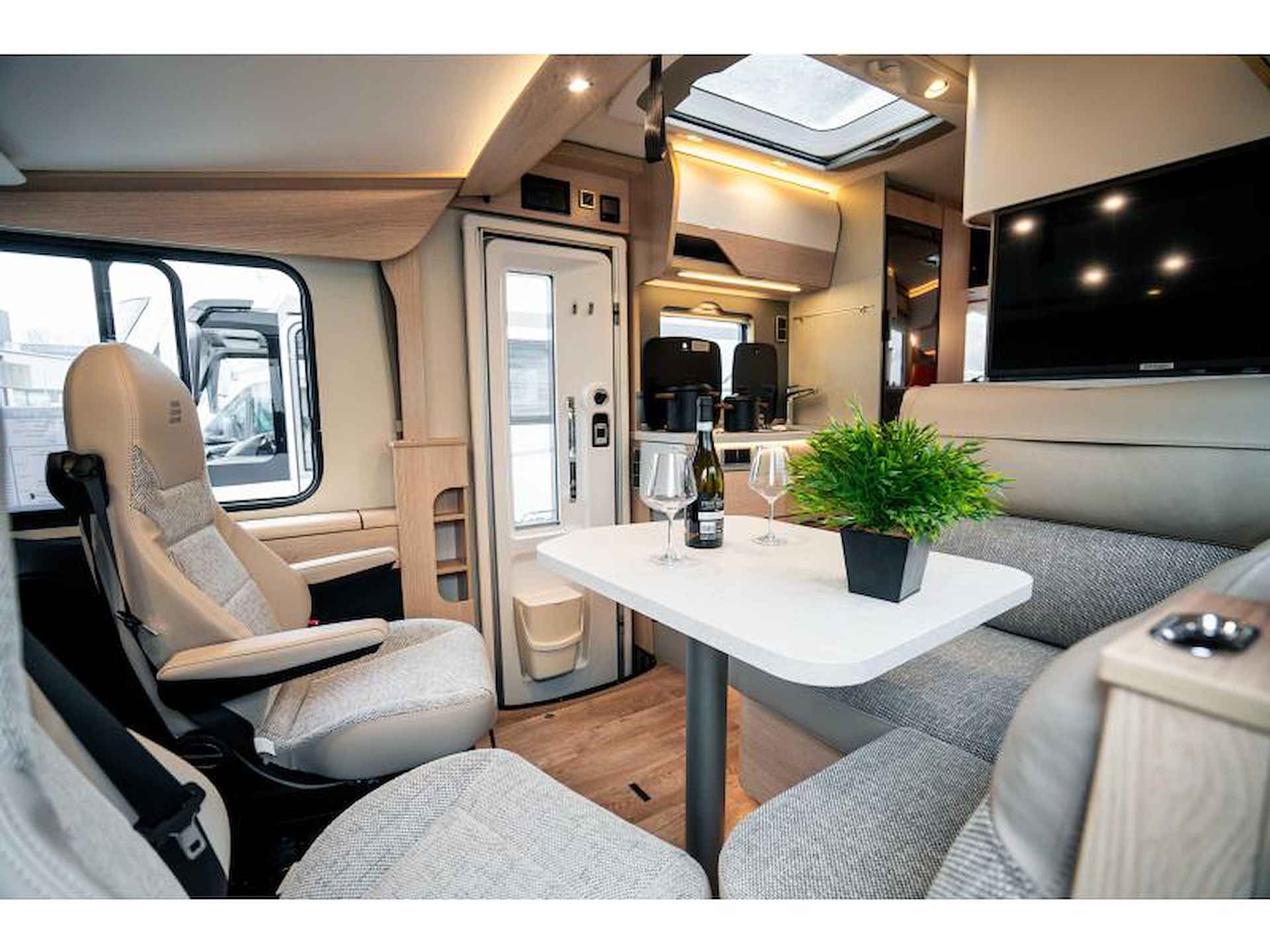 Hymer BMC-I 580 ACTIEPRIJS!! - 13/24