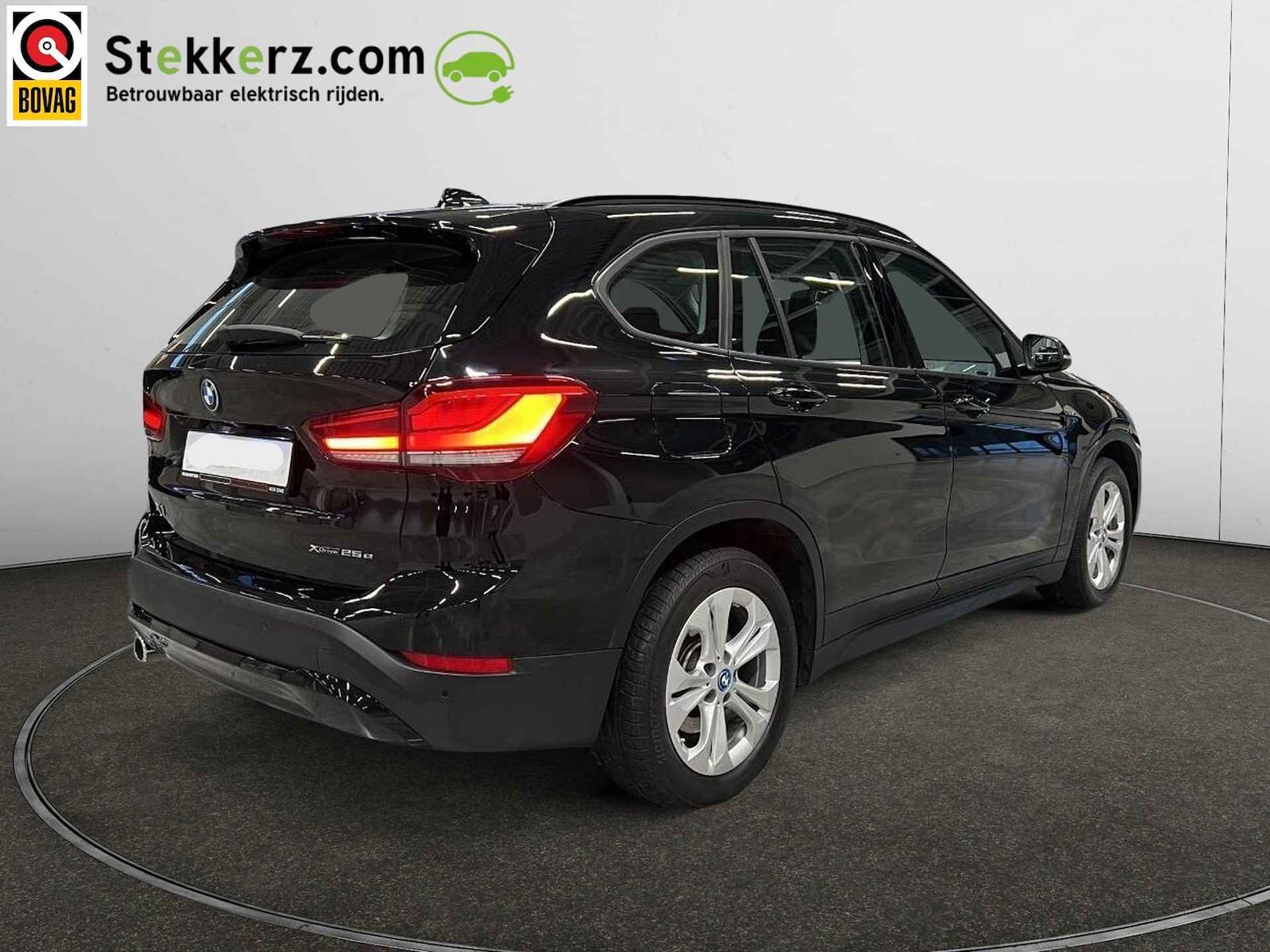 BMW X1 xDrive25e Business uitvoering - 2/11